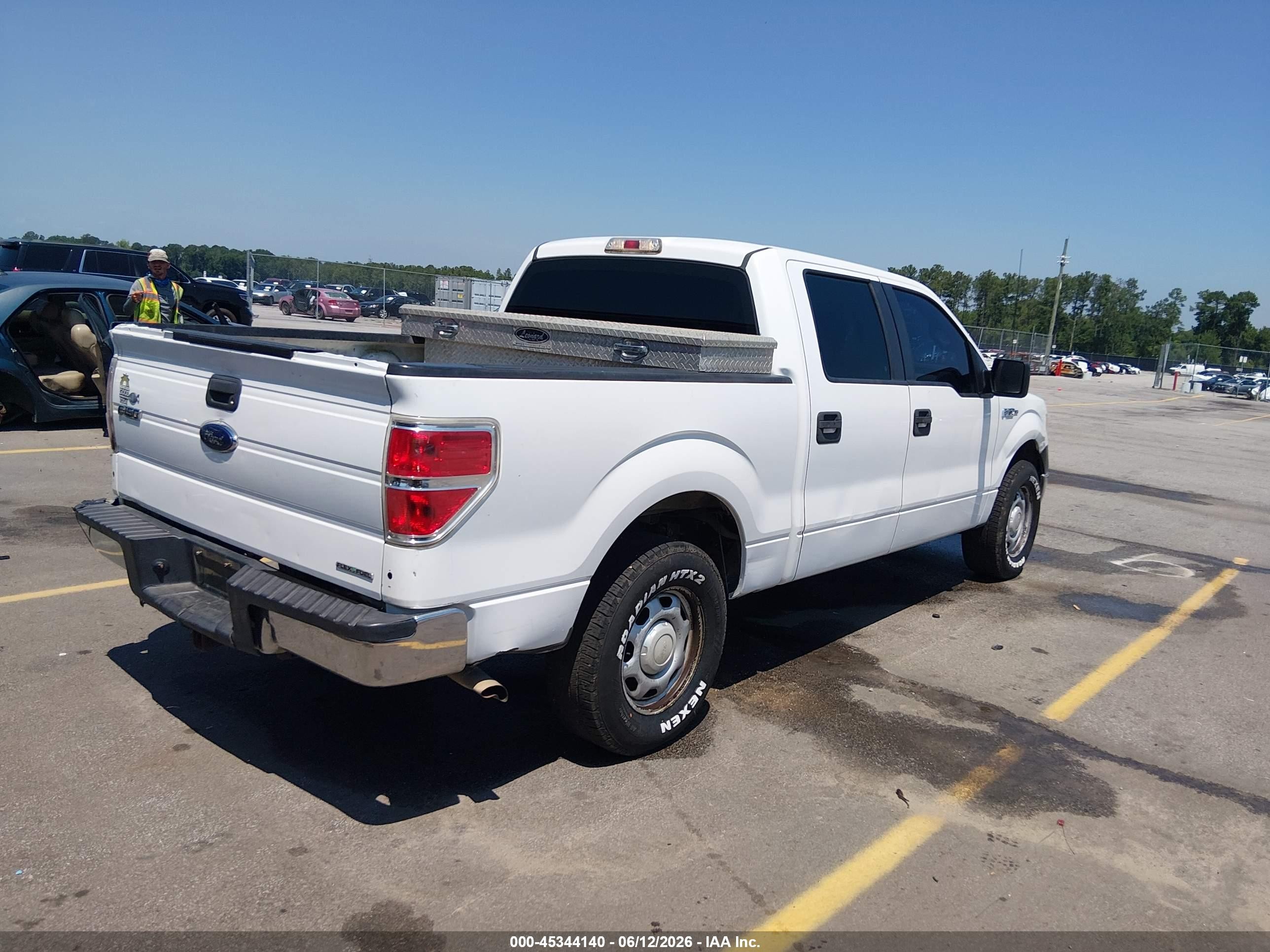 2014 Ford F-150 Xl White vin: 1FTFW1CF2EKF68227