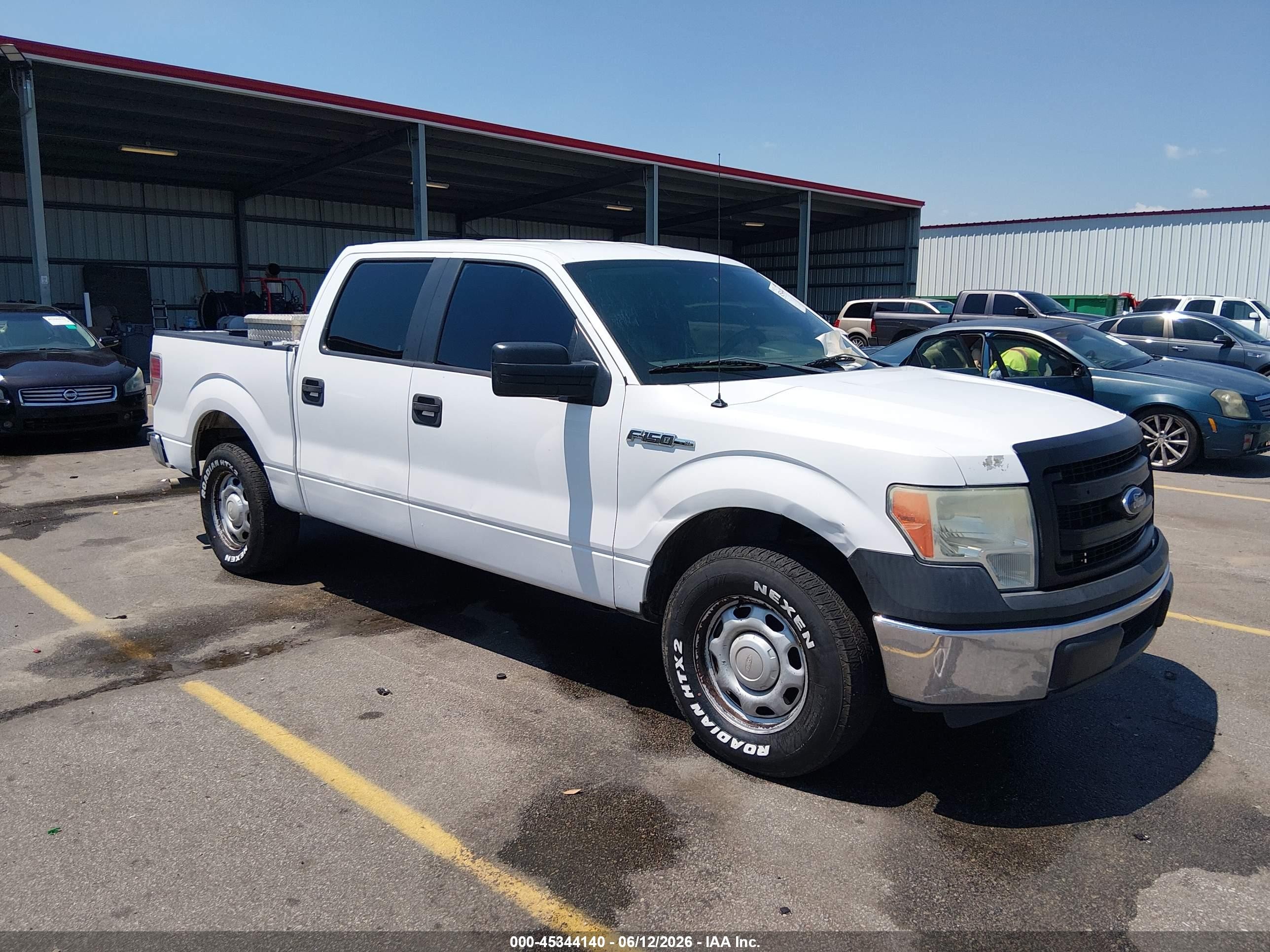 2014 Ford F-150 Xl White vin: 1FTFW1CF2EKF68227