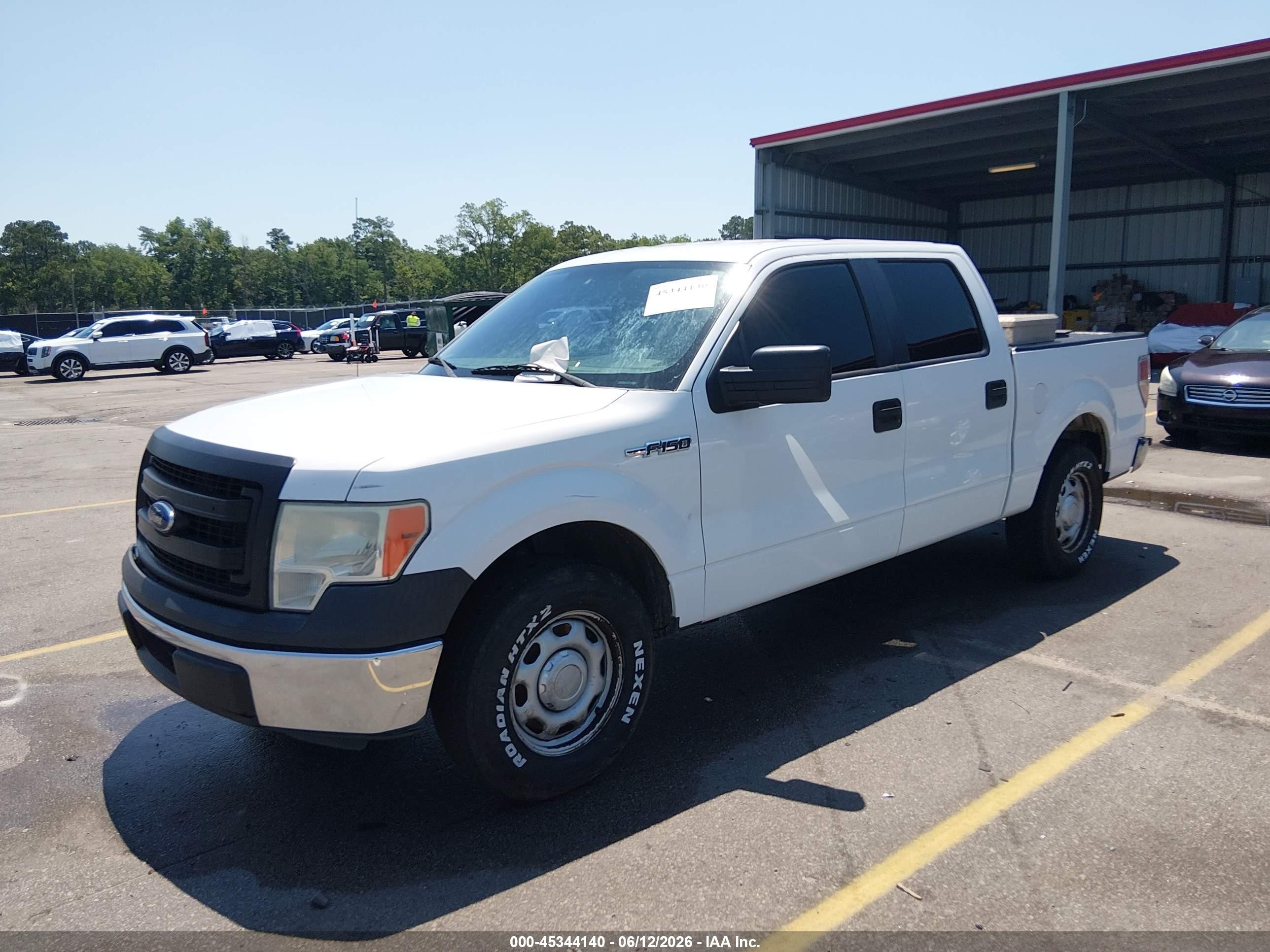 2014 Ford F-150 Xl White vin: 1FTFW1CF2EKF68227