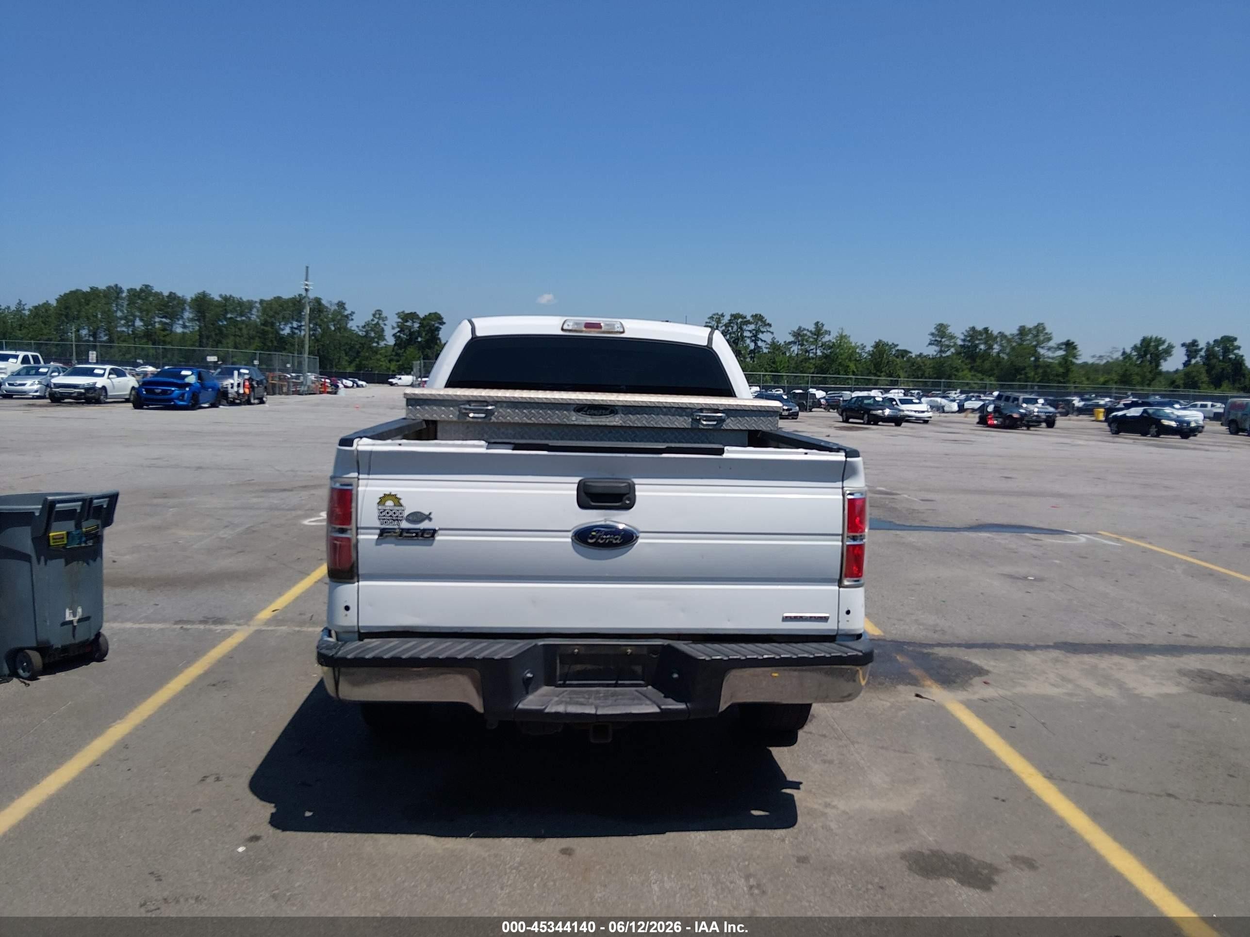 2014 Ford F-150 Xl White vin: 1FTFW1CF2EKF68227