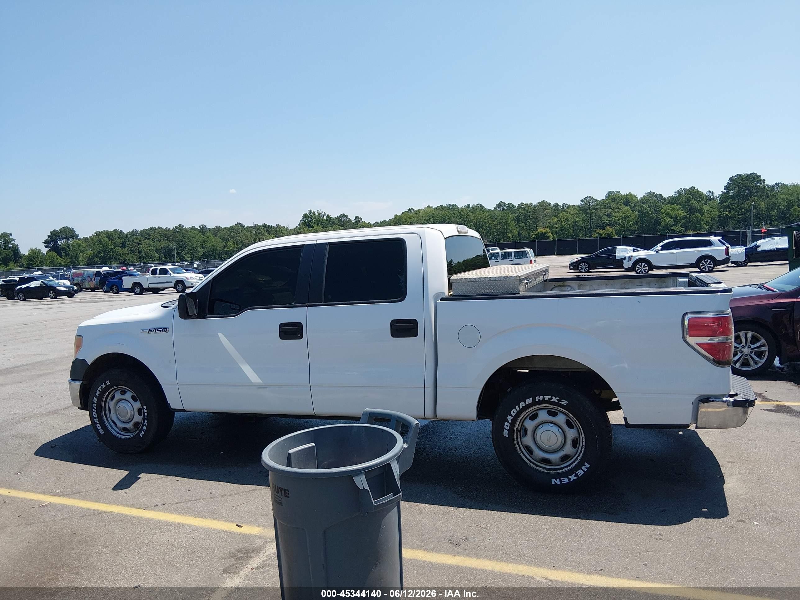 2014 Ford F-150 Xl White vin: 1FTFW1CF2EKF68227