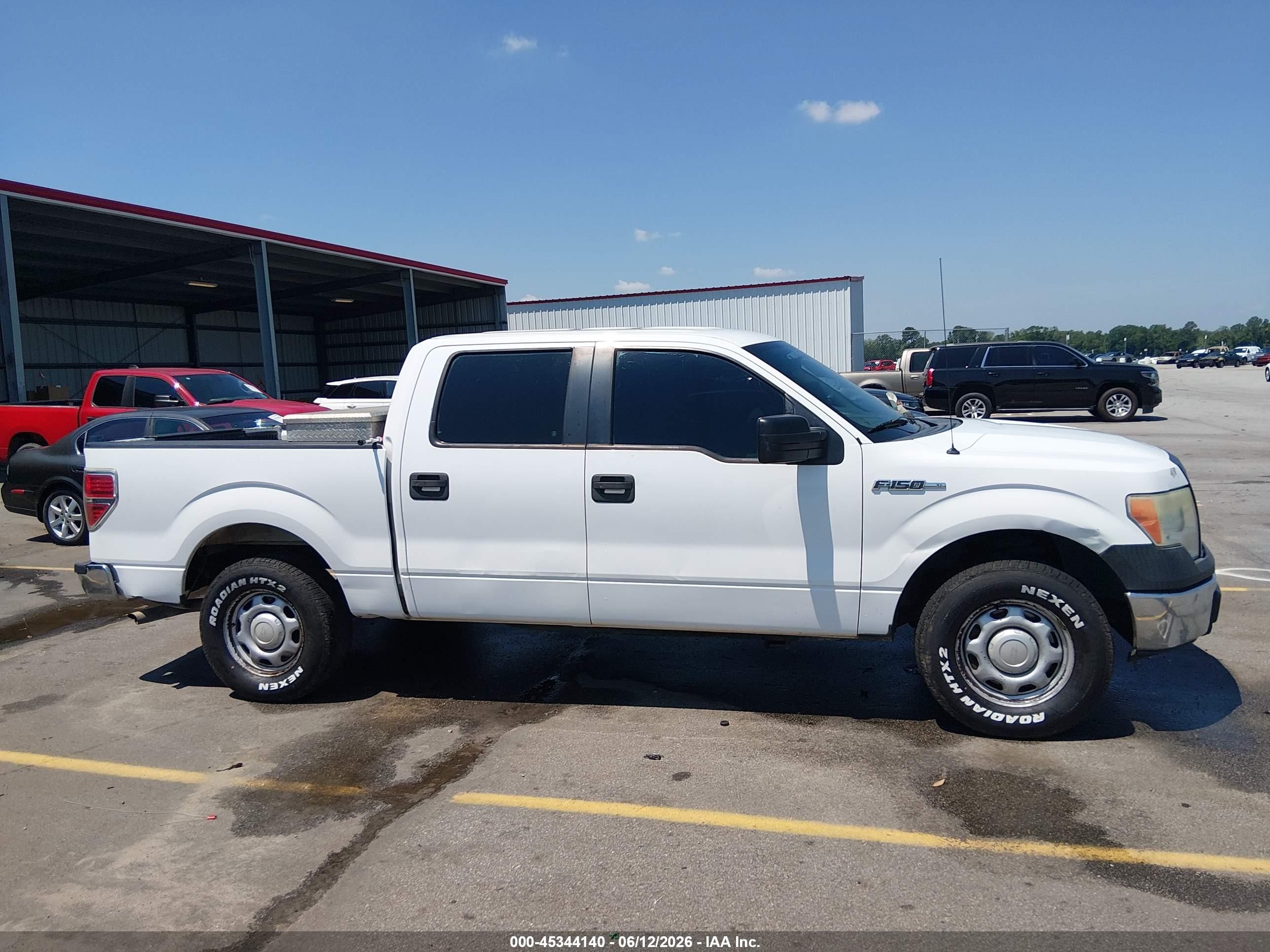 2014 Ford F-150 Xl White vin: 1FTFW1CF2EKF68227