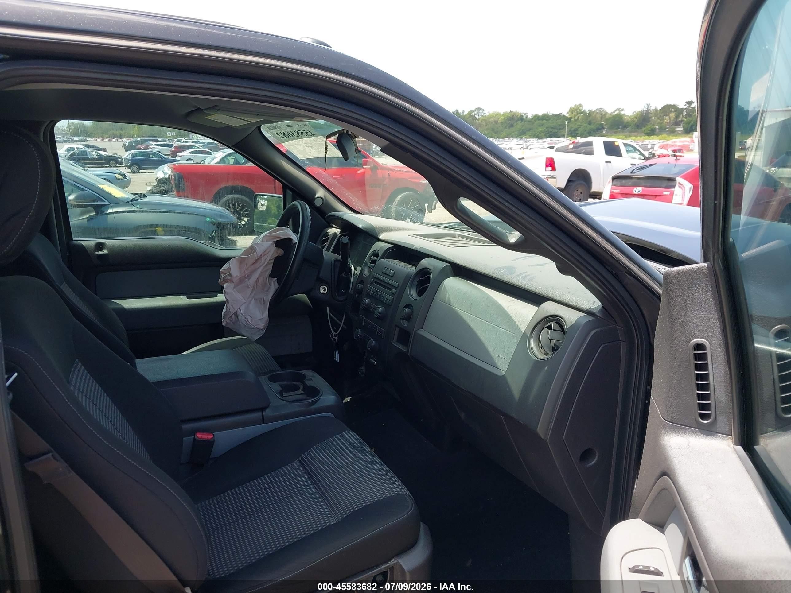 2014 Ford F-150 Stx Black vin: 1FTFW1CF2EKG54668