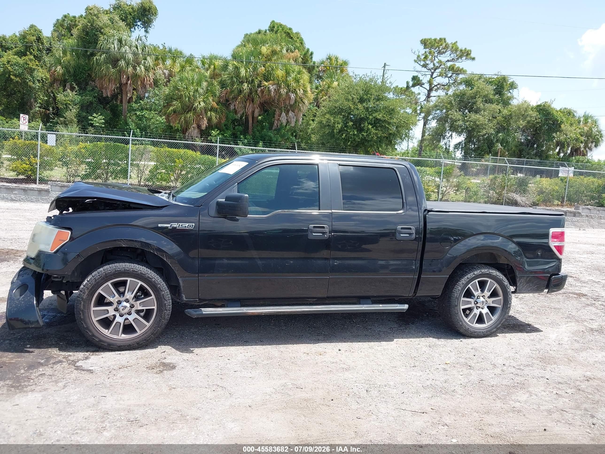 2014 Ford F-150 Stx Black vin: 1FTFW1CF2EKG54668