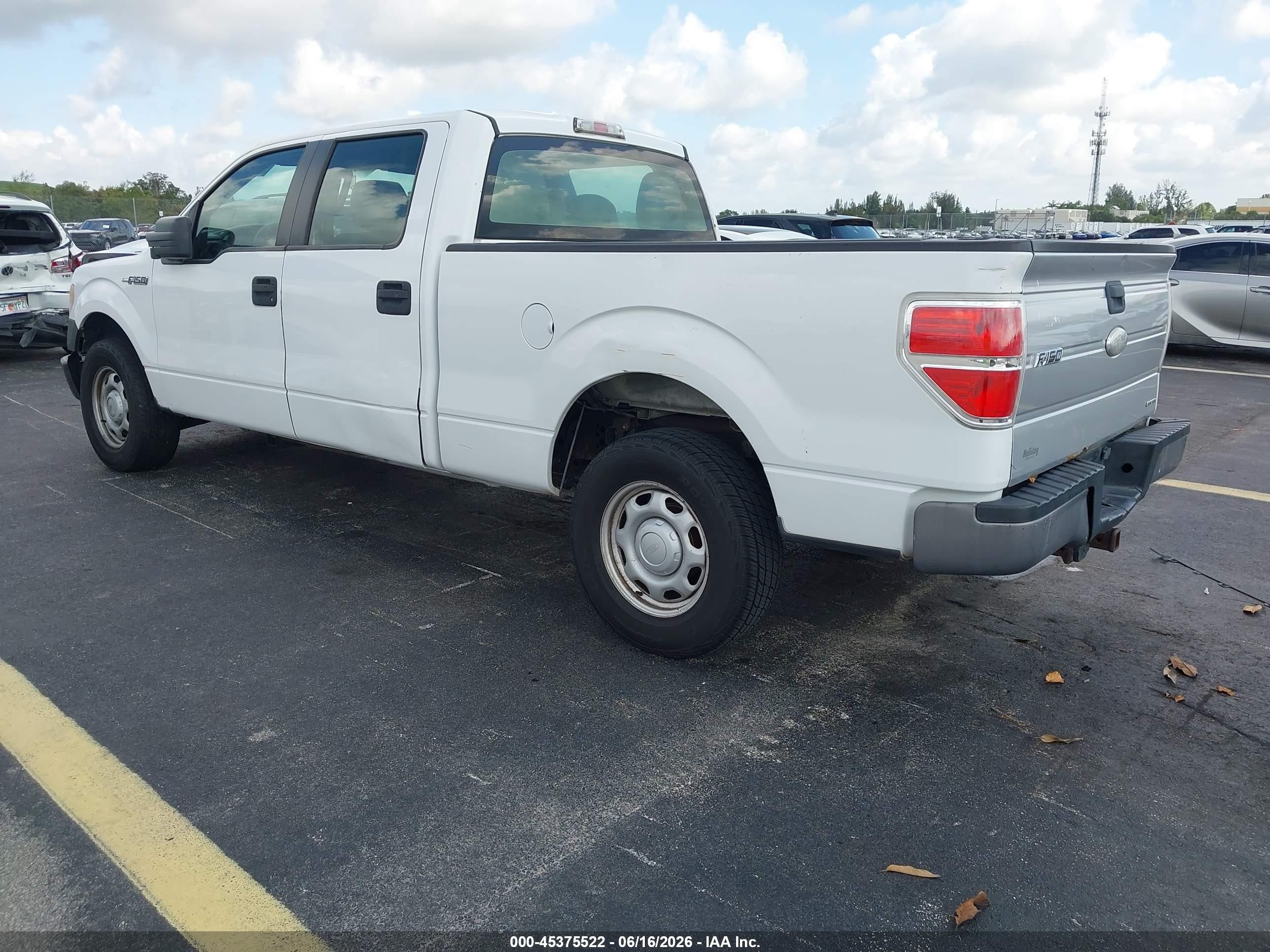 2011 Ford F-150 Xl White vin: 1FTFW1CF3BFC15869