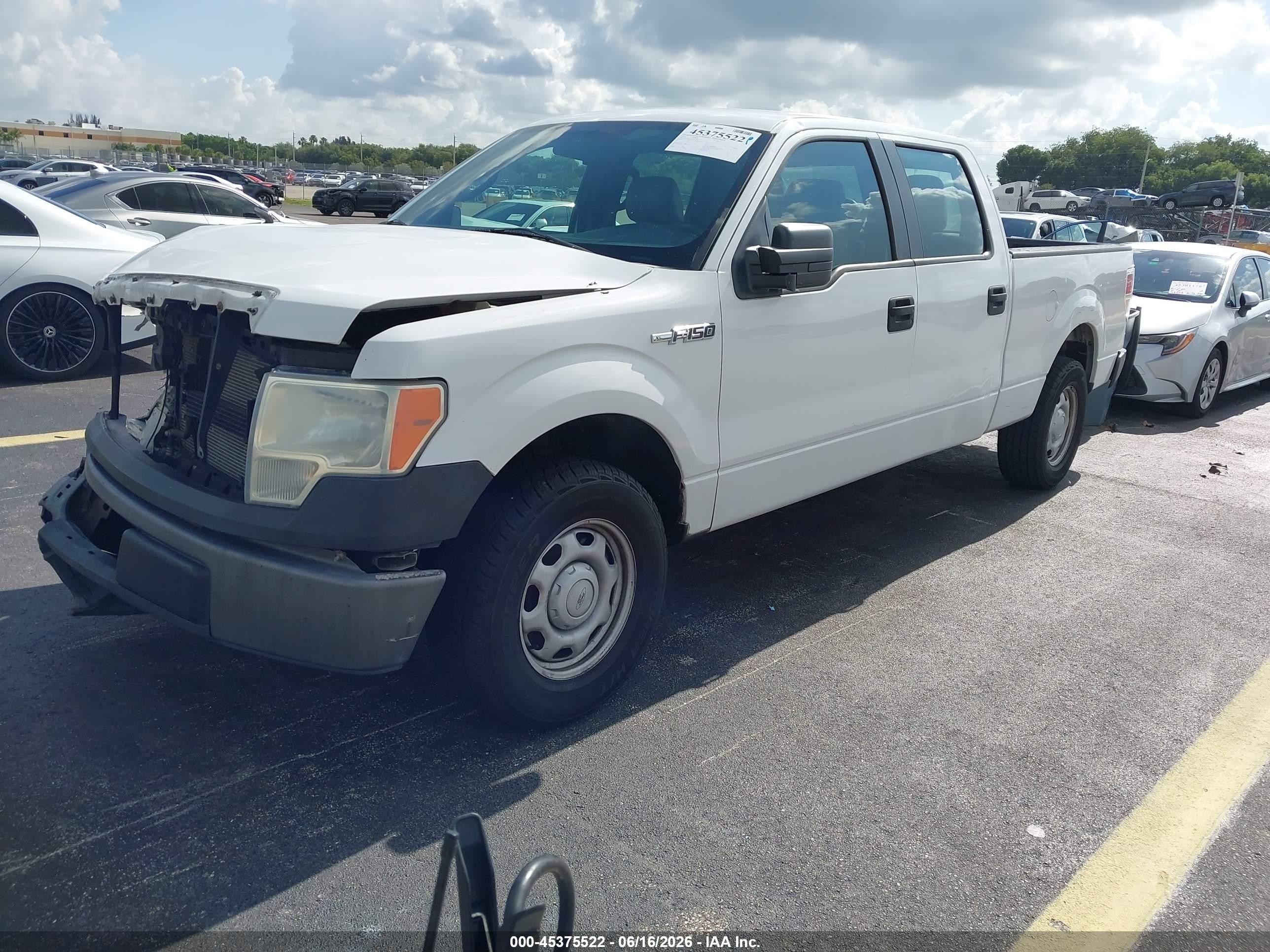 2011 Ford F-150 Xl White vin: 1FTFW1CF3BFC15869