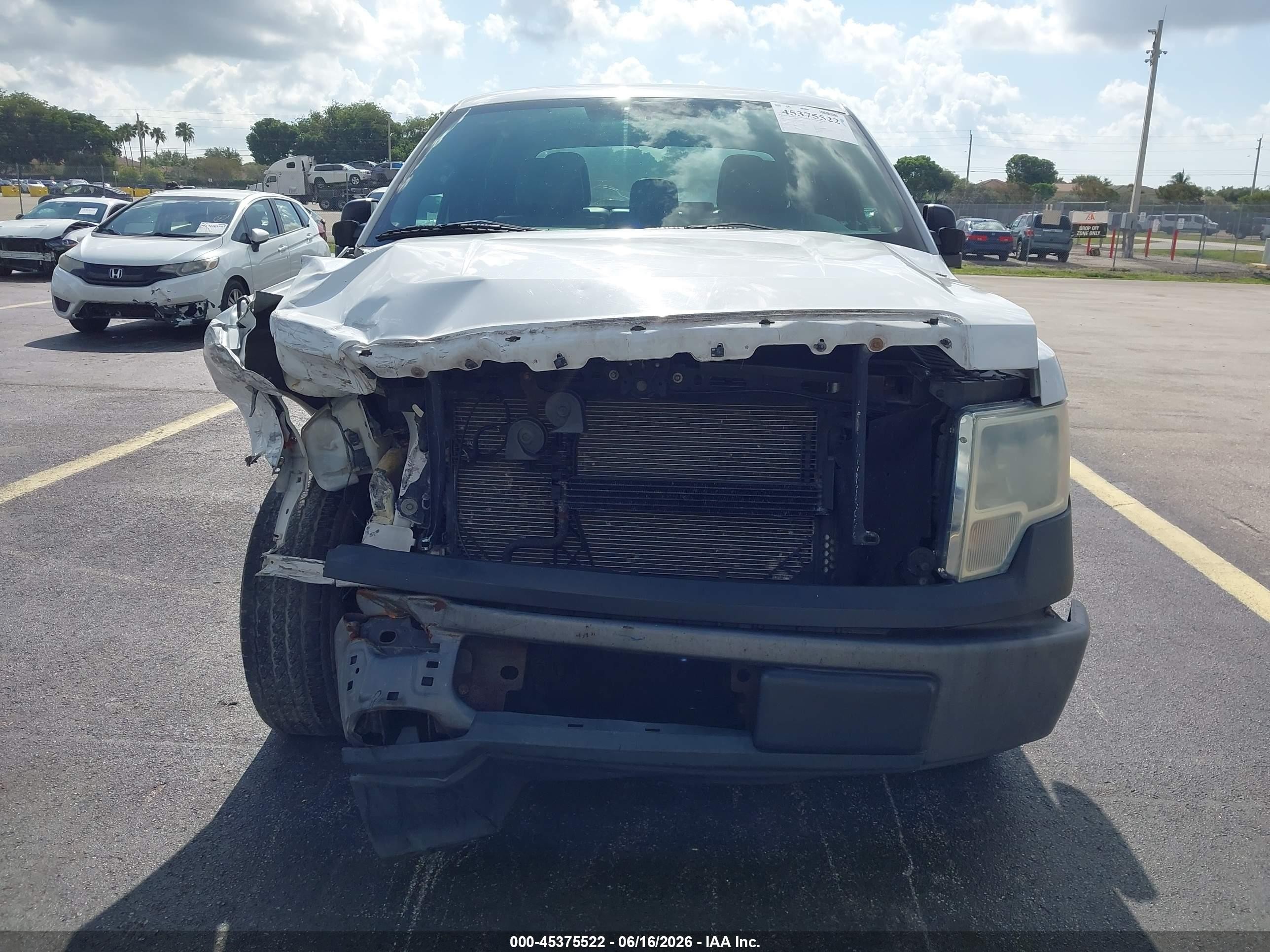 2011 Ford F-150 Xl White vin: 1FTFW1CF3BFC15869