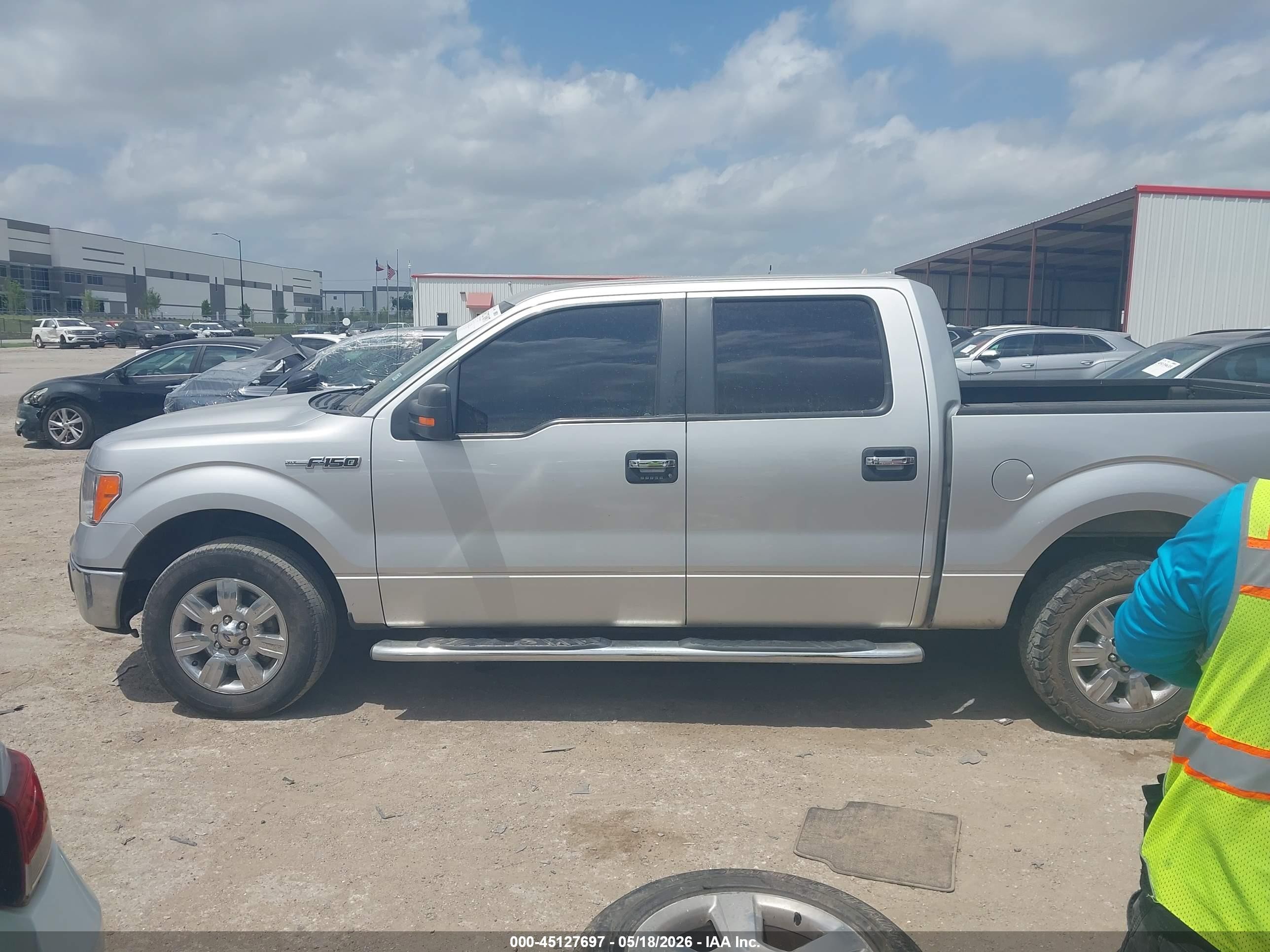 2012 Ford F-150 Xlt Silver vin: 1FTFW1CF3CFB42195