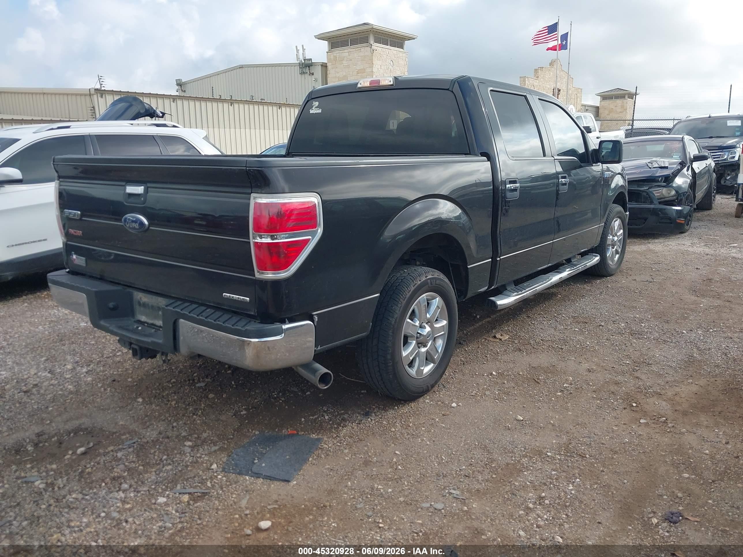 2013 Ford F-150 Xlt Brown vin: 1FTFW1CF3DKE33563