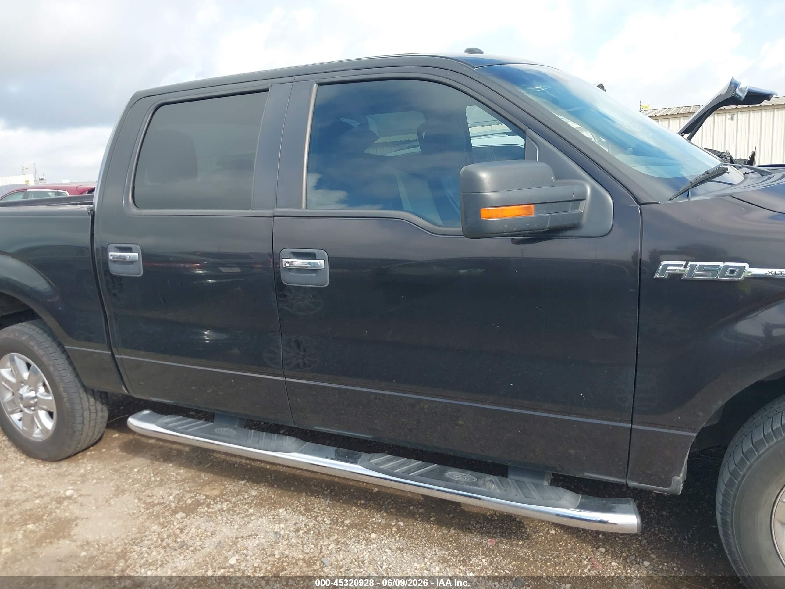 2013 Ford F-150 Xlt Brown vin: 1FTFW1CF3DKE33563