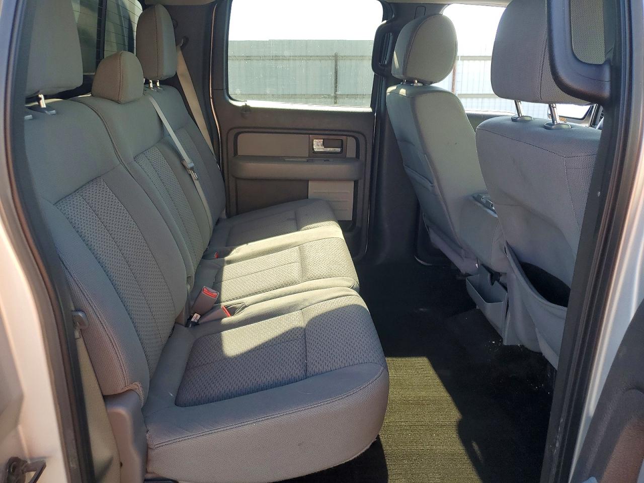 2013 Ford F150 Silver vin: 1FTFW1CF3DKF97704