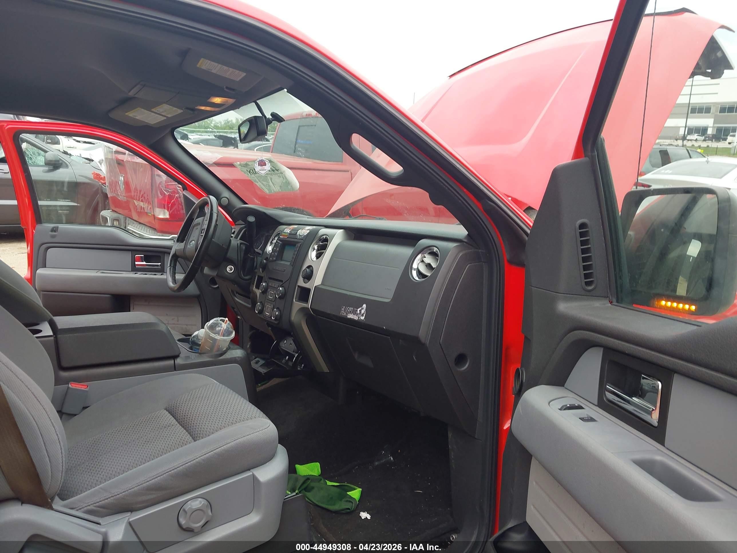 2014 Ford F-150 Xlt Red vin: 1FTFW1CF3EFD09268