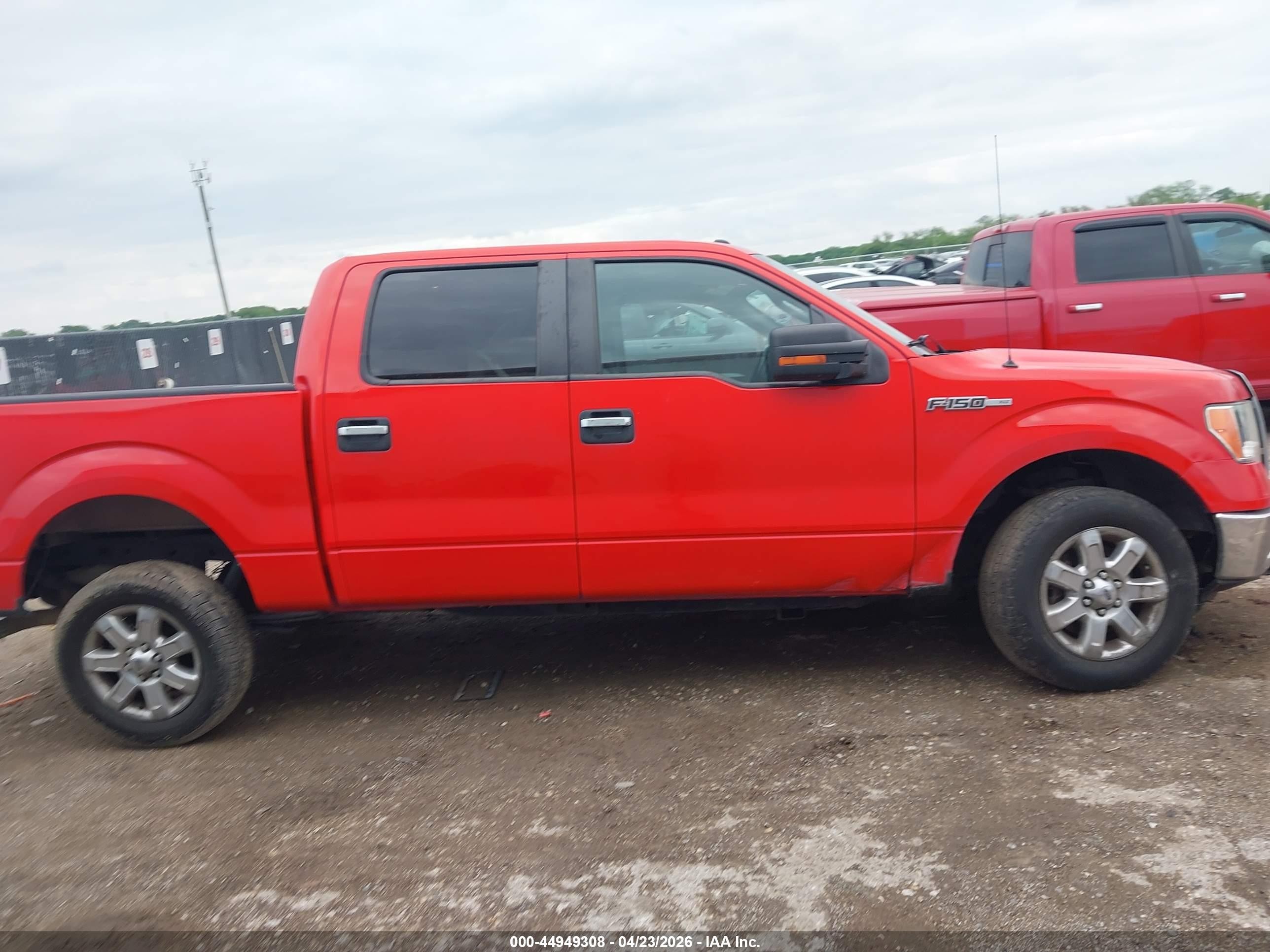 2014 Ford F-150 Xlt Red vin: 1FTFW1CF3EFD09268