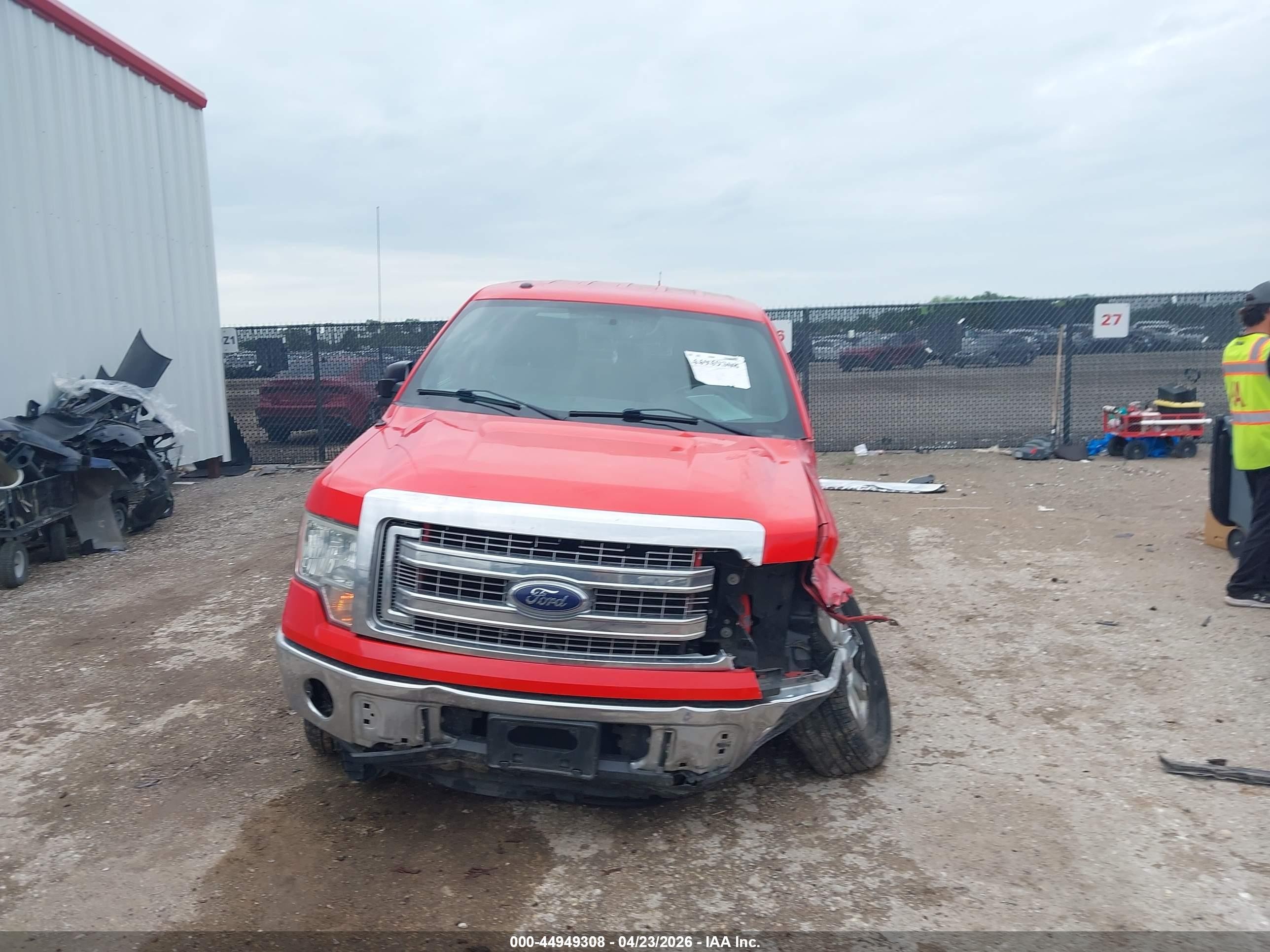 2014 Ford F-150 Xlt Red vin: 1FTFW1CF3EFD09268