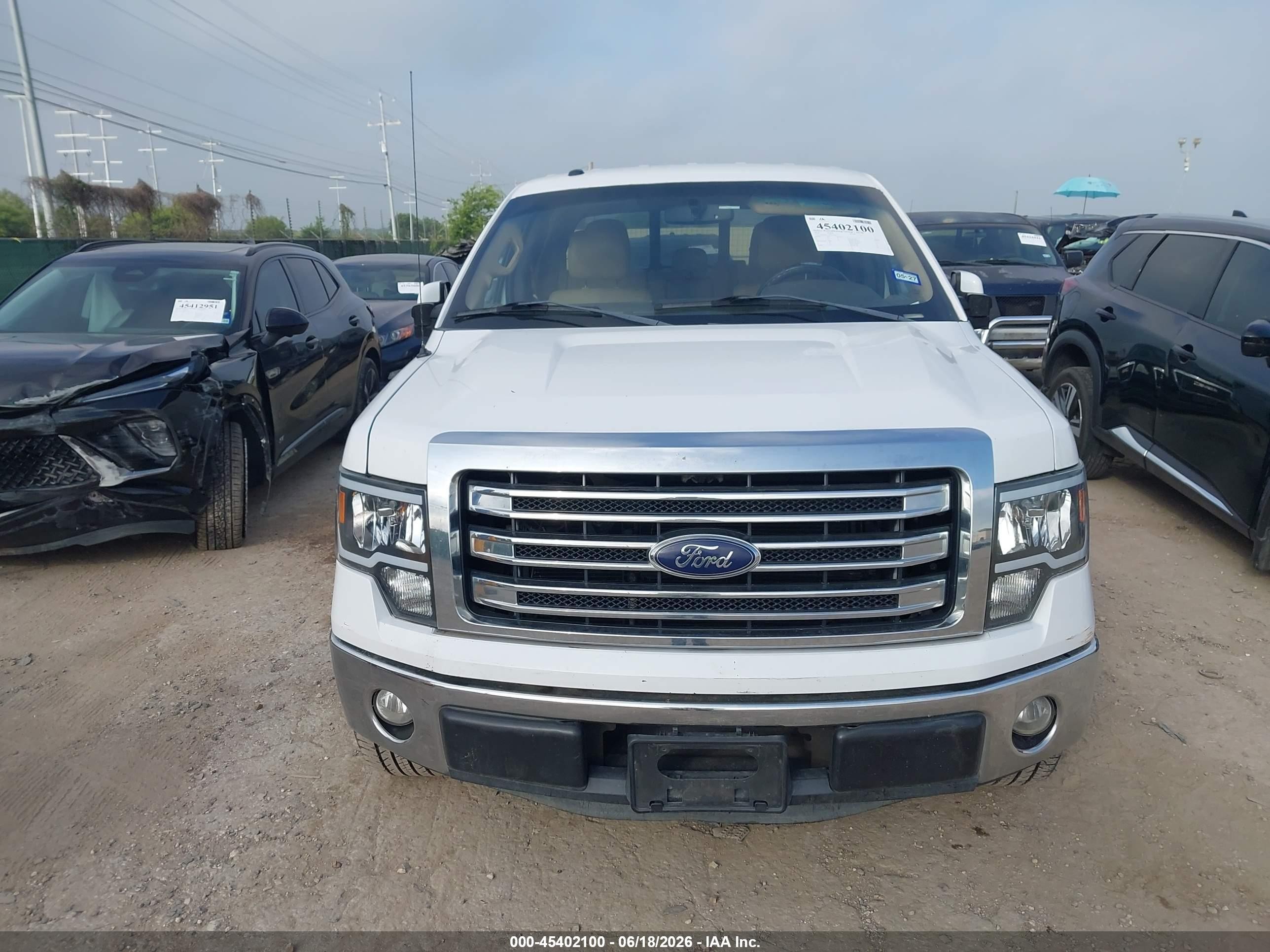 2014 Ford F-150 Lariat White vin: 1FTFW1CF3EKE52325
