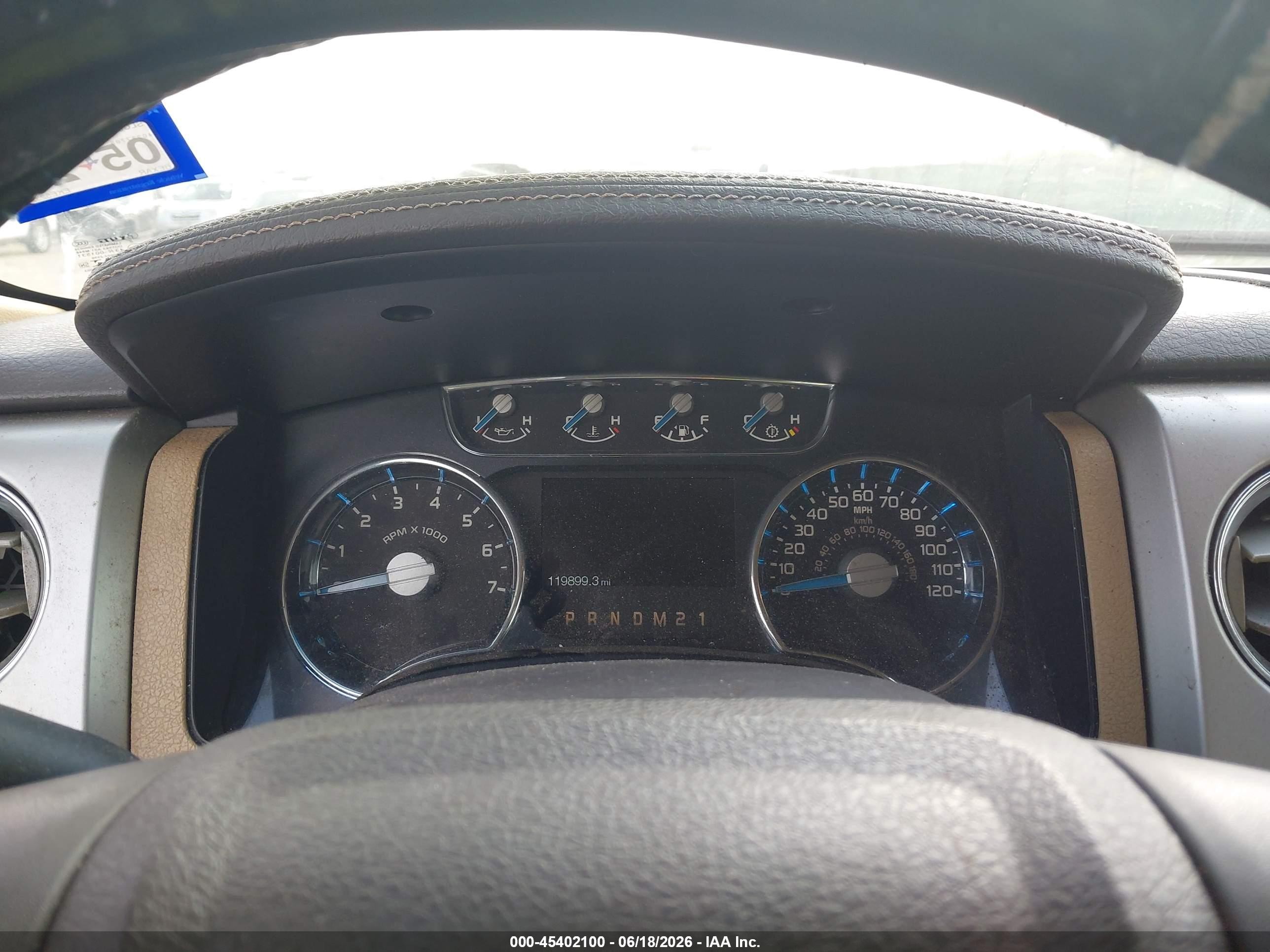2014 Ford F-150 Lariat White vin: 1FTFW1CF3EKE52325