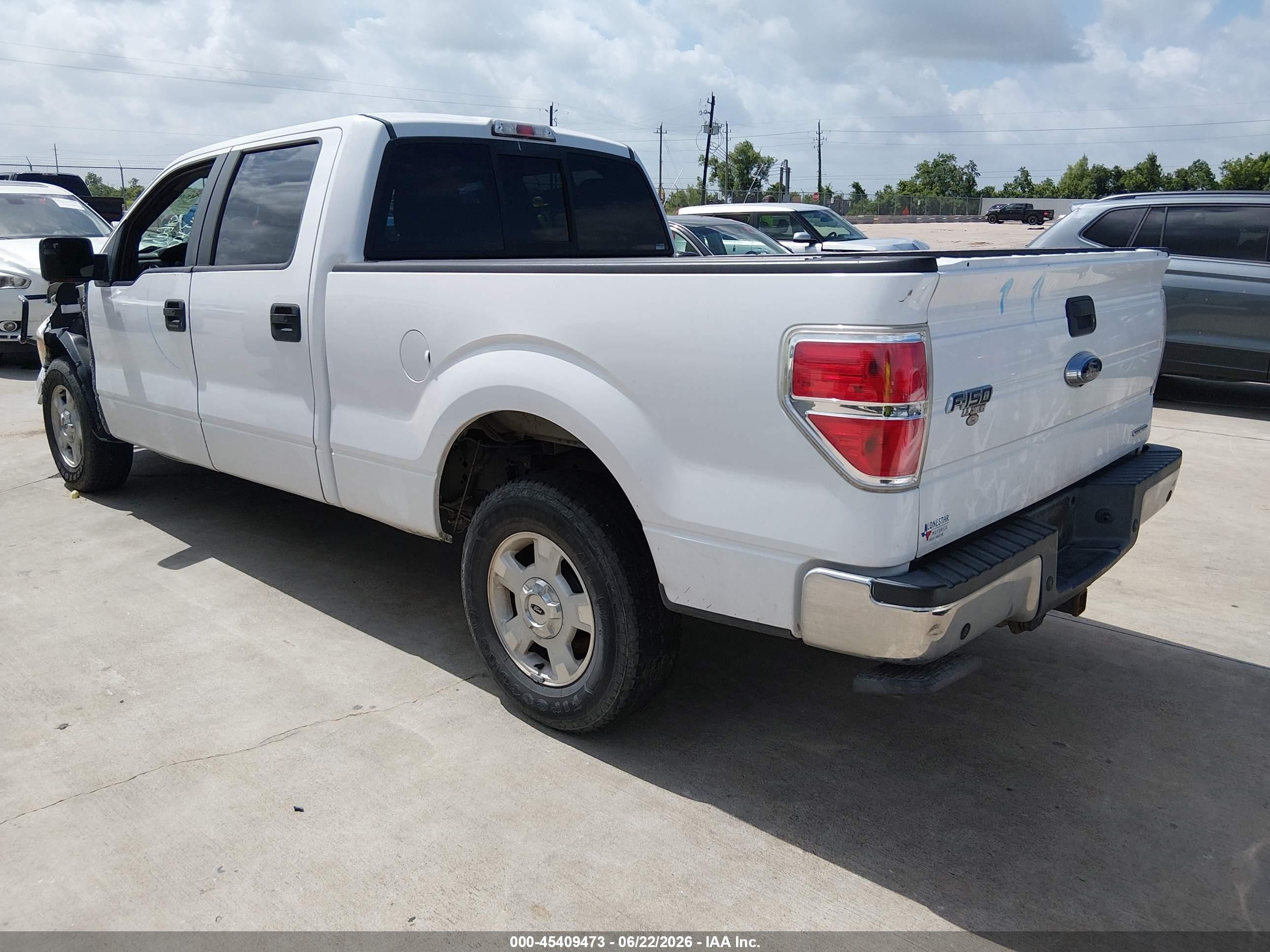 2014 Ford F-150 Xlt White vin: 1FTFW1CF3EKF56832