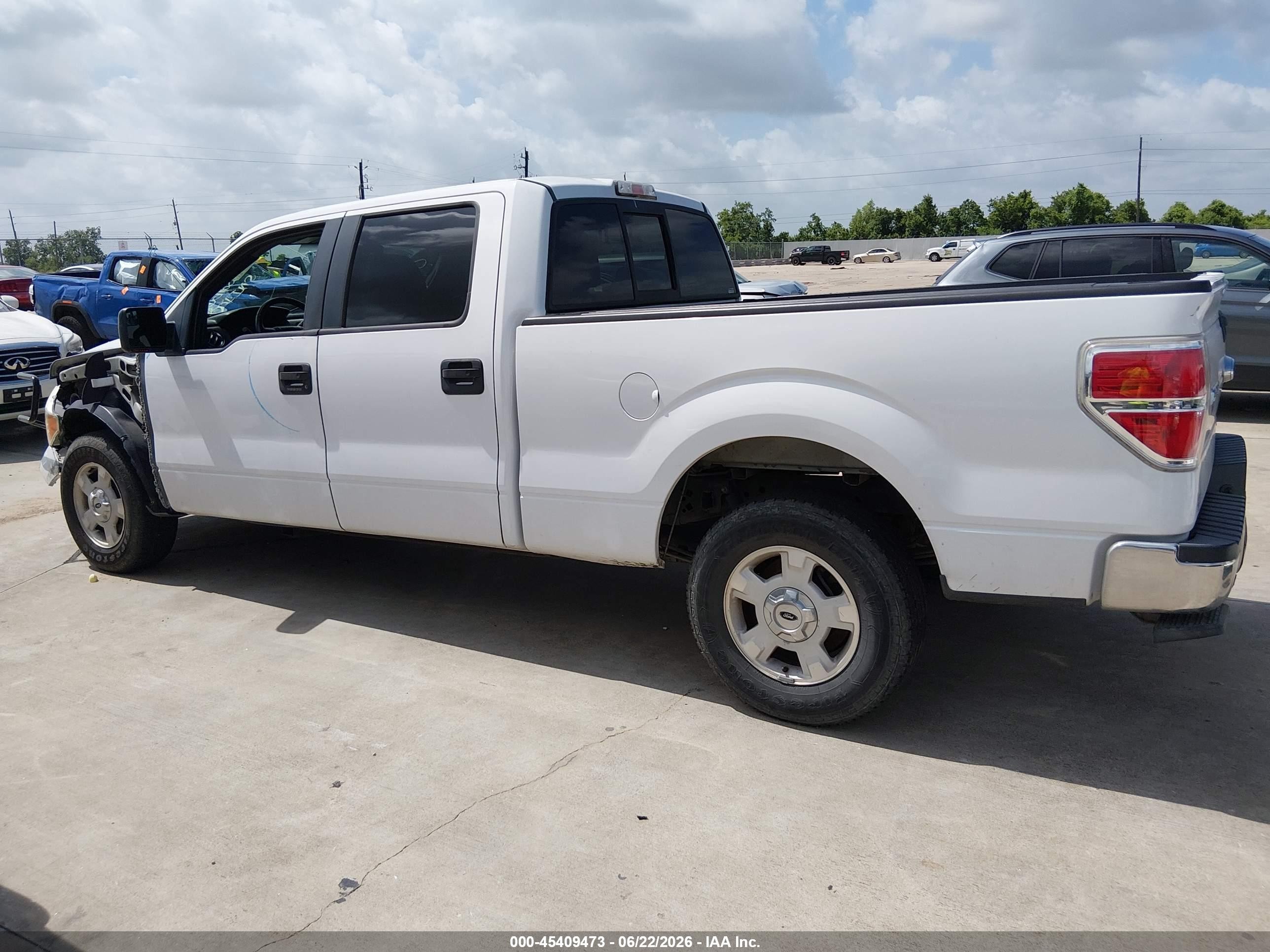 2014 Ford F-150 Xlt White vin: 1FTFW1CF3EKF56832