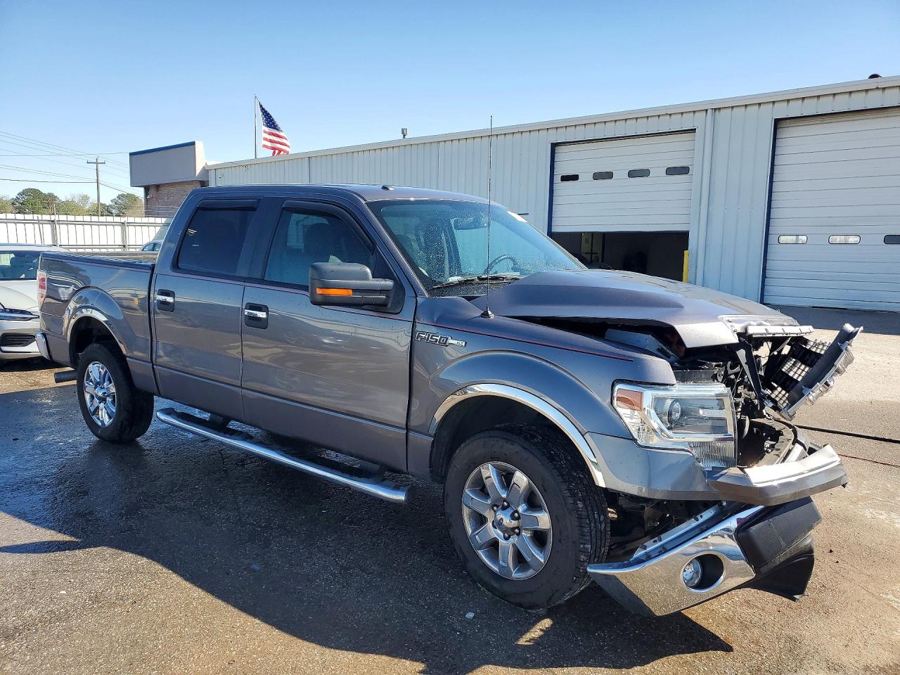 2014 Ford F150 Supercrew Gray vin: 1FTFW1CF3EKF67880