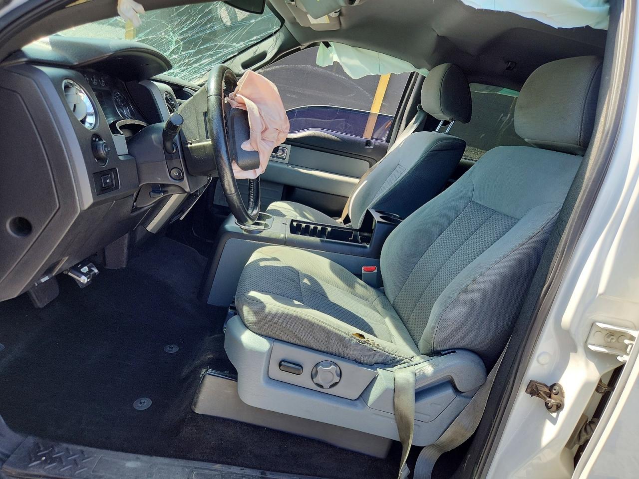 2011 Ford F150 Supercrew White vin: 1FTFW1CF4BFC19297