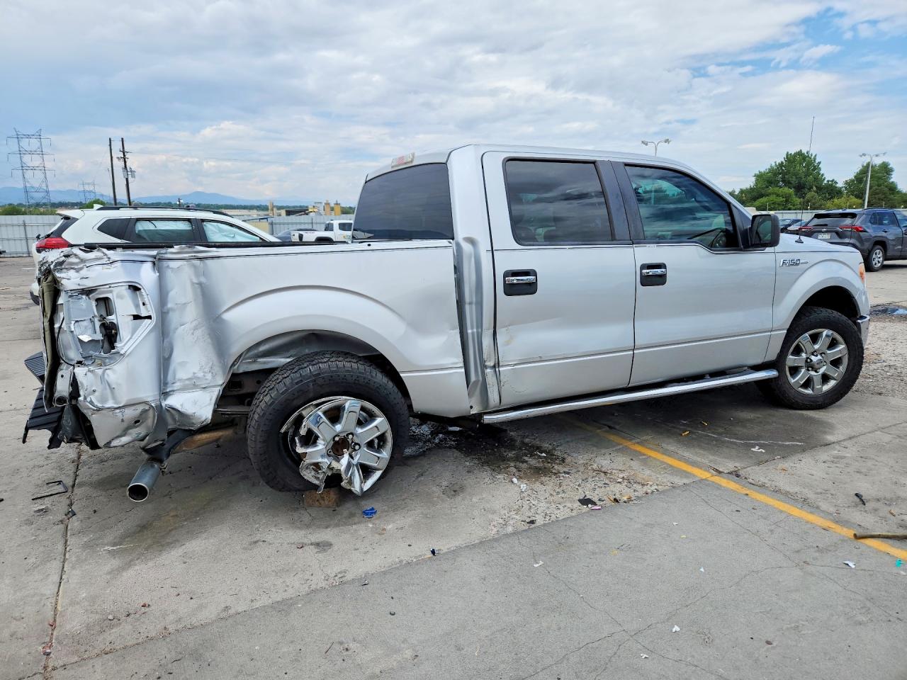 2013 Ford F150 Supercrew Silver vin: 1FTFW1CF4DFD40205