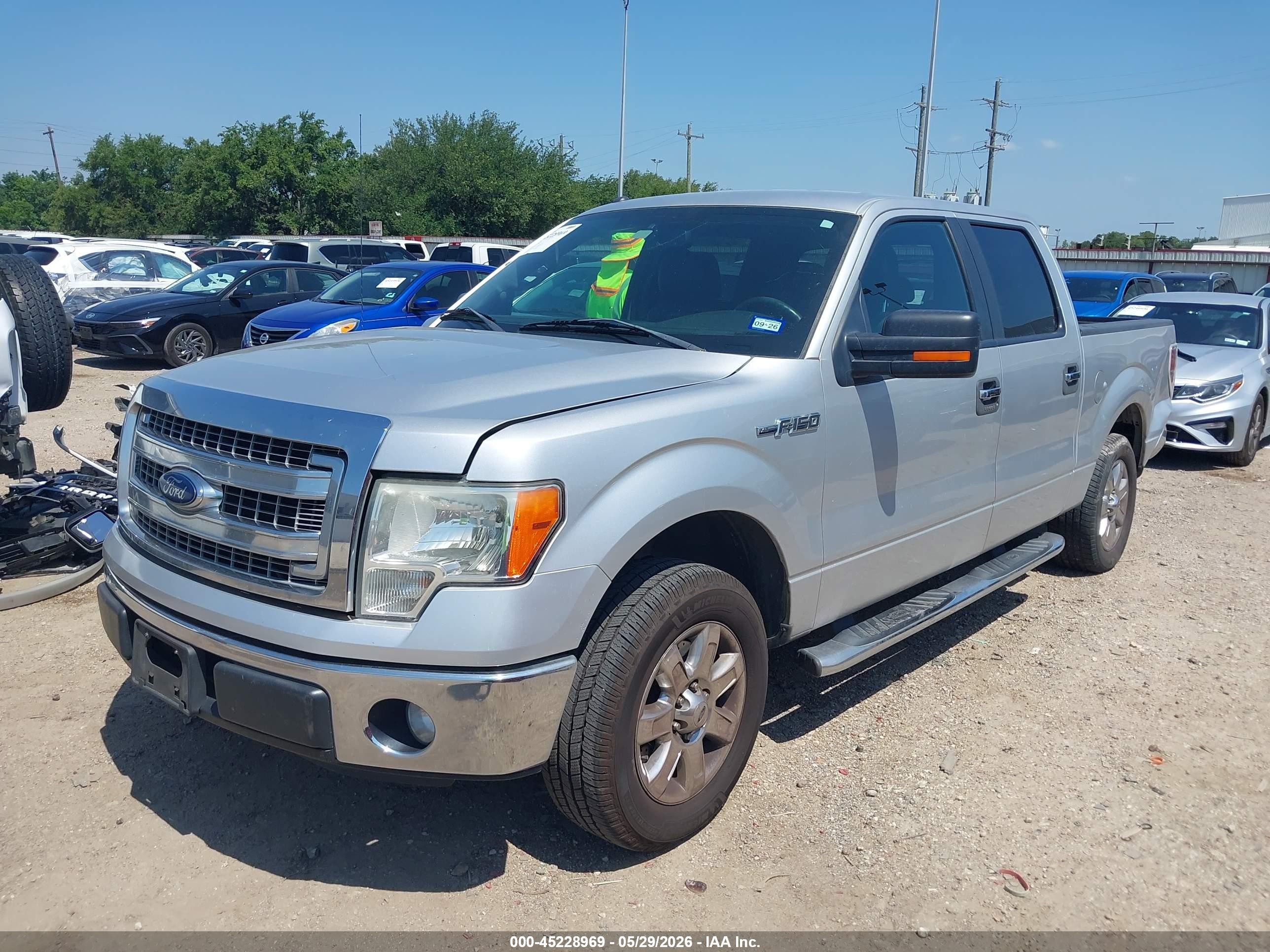 2013 Ford F-150 Xlt Silver vin: 1FTFW1CF4DFE01827