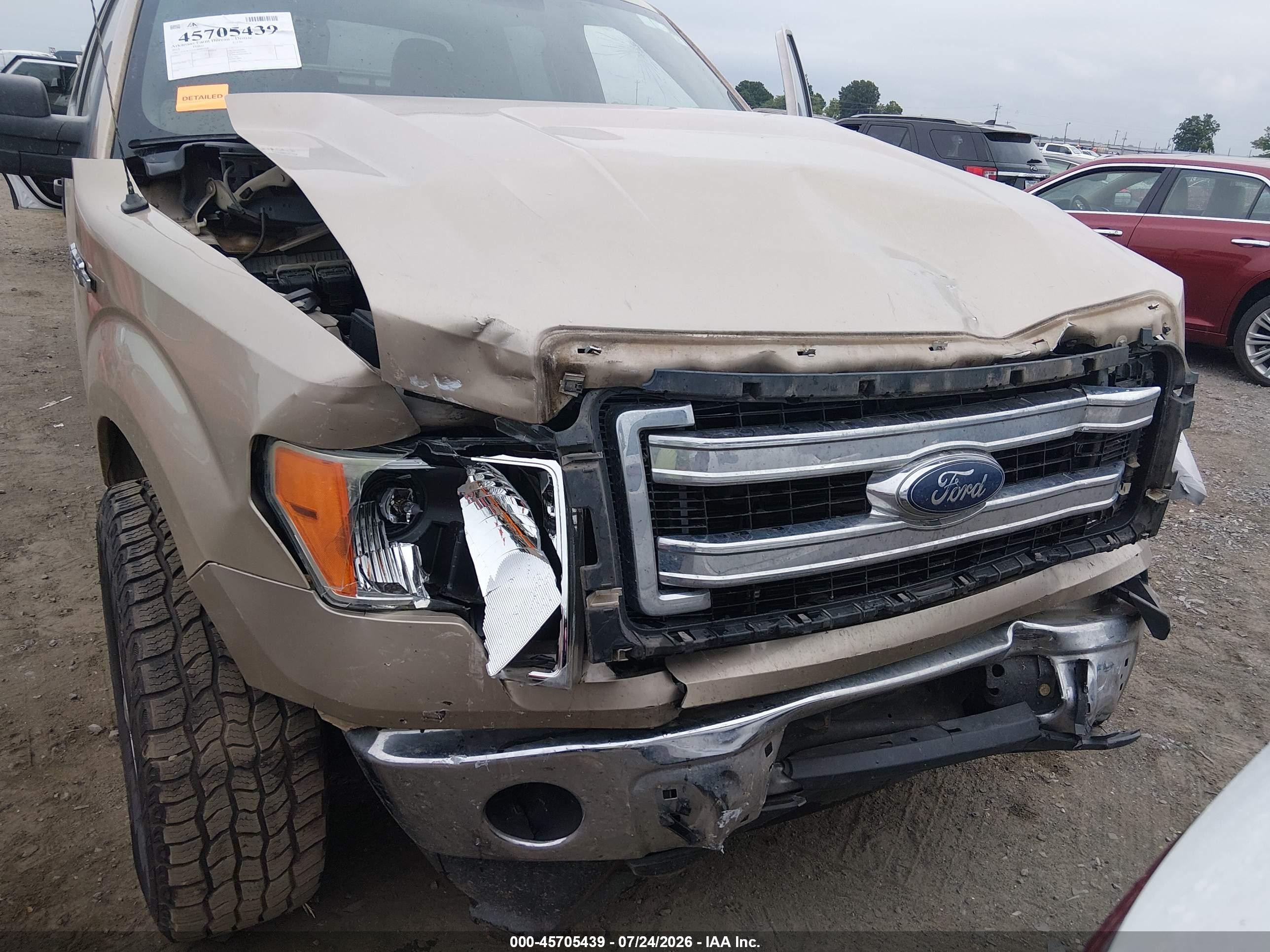 2013 Ford F-150 Xlt Beige vin: 1FTFW1CF4DKD93204