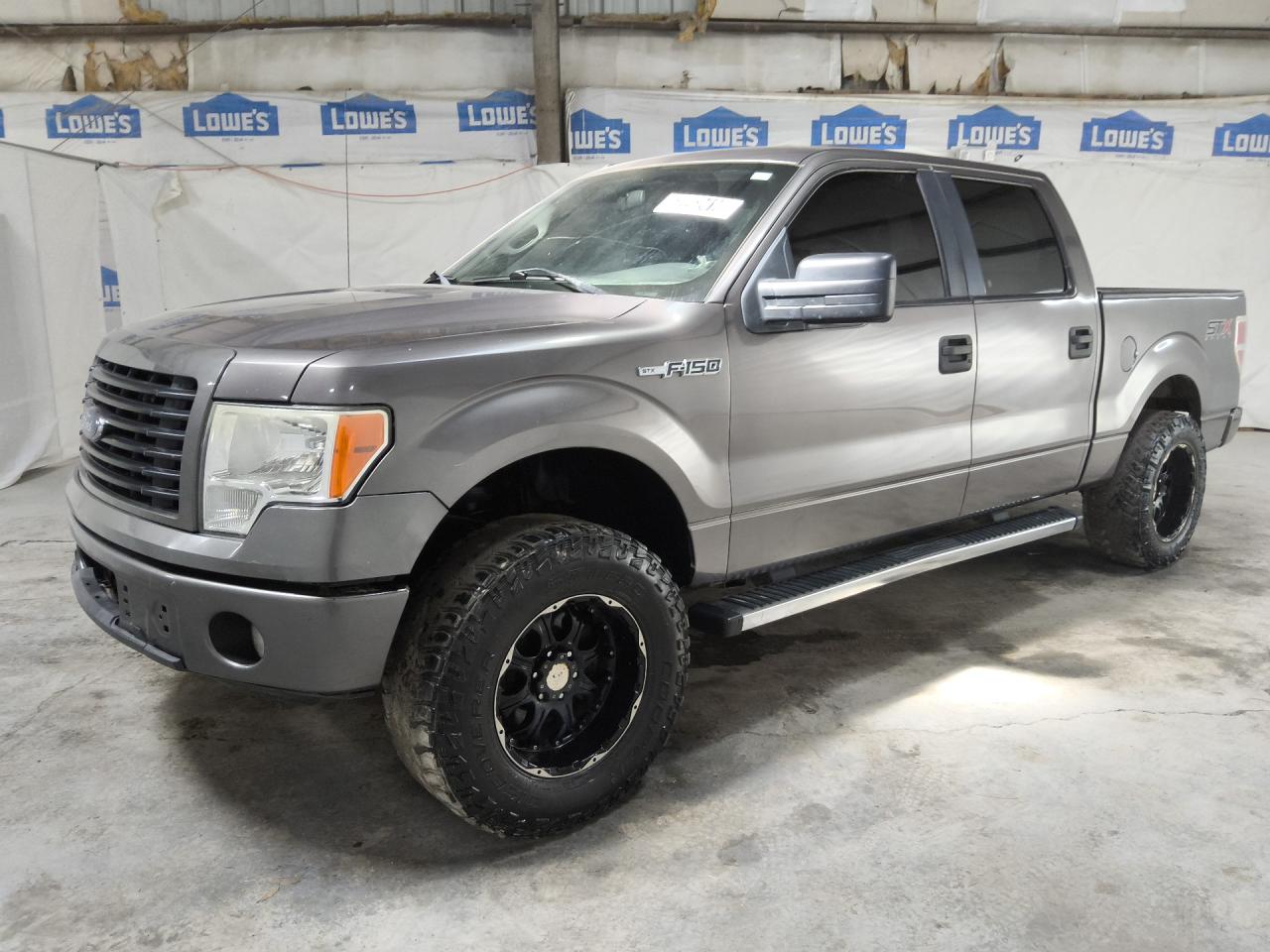 2014 Ford F150 Supercrew Gray vin: 1FTFW1CF4EKD42870 Damage: Left Front Wheel, Aftermarket, Acceptable