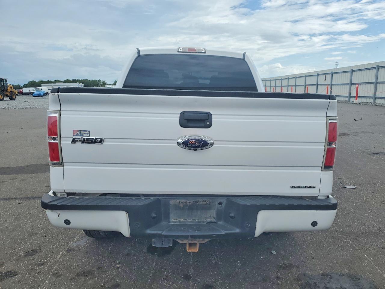 2014 Ford F150 Supercrew White vin: 1FTFW1CF4EKF33530