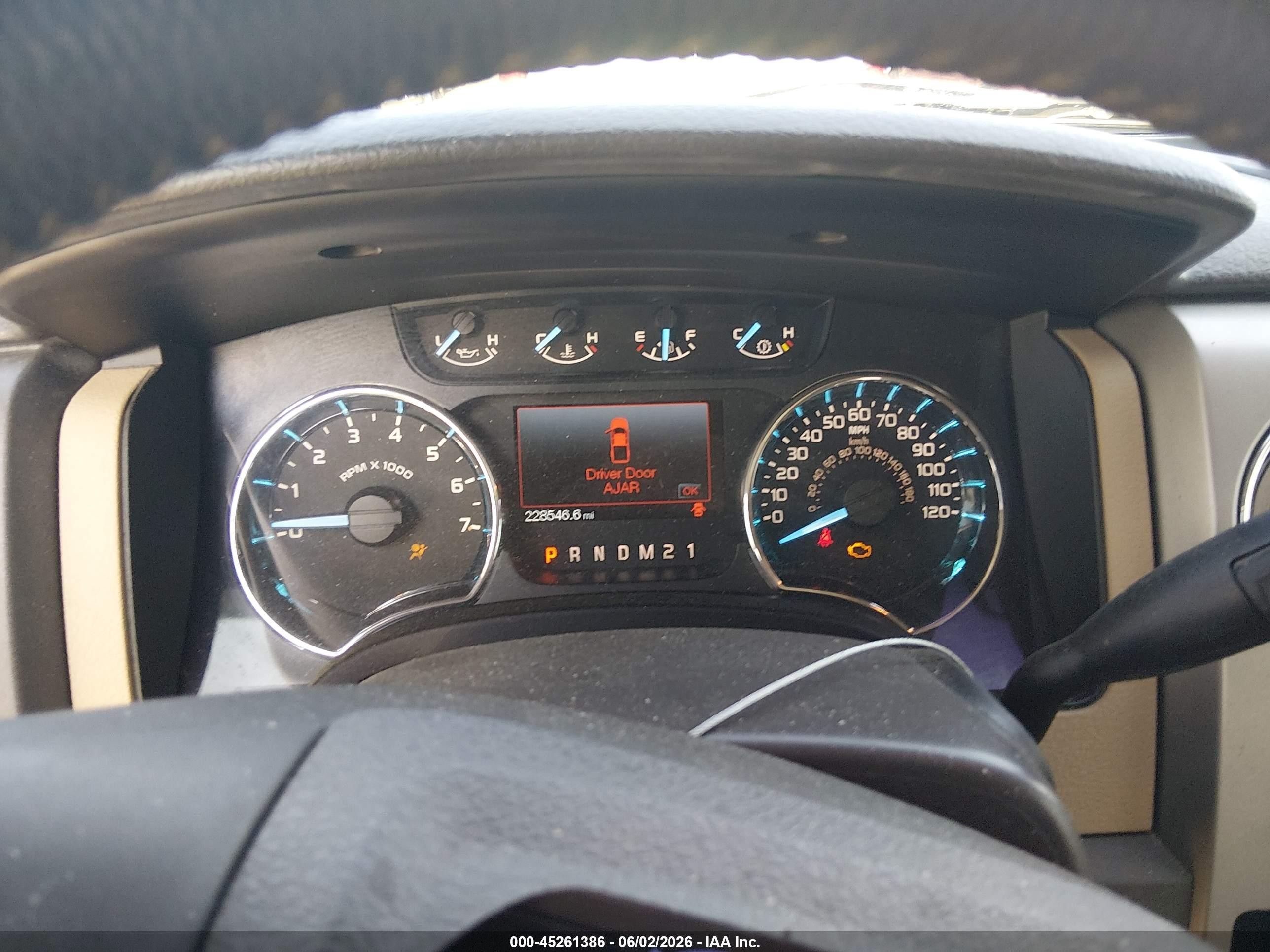 2011 Ford F-150 Xlt Tan vin: 1FTFW1CF5BFD35902
