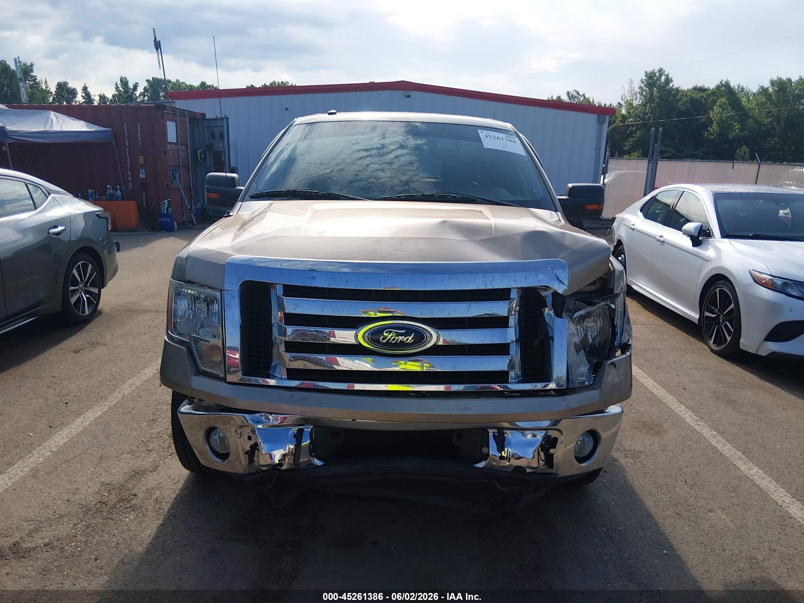 2011 Ford F-150 Xlt Tan vin: 1FTFW1CF5BFD35902