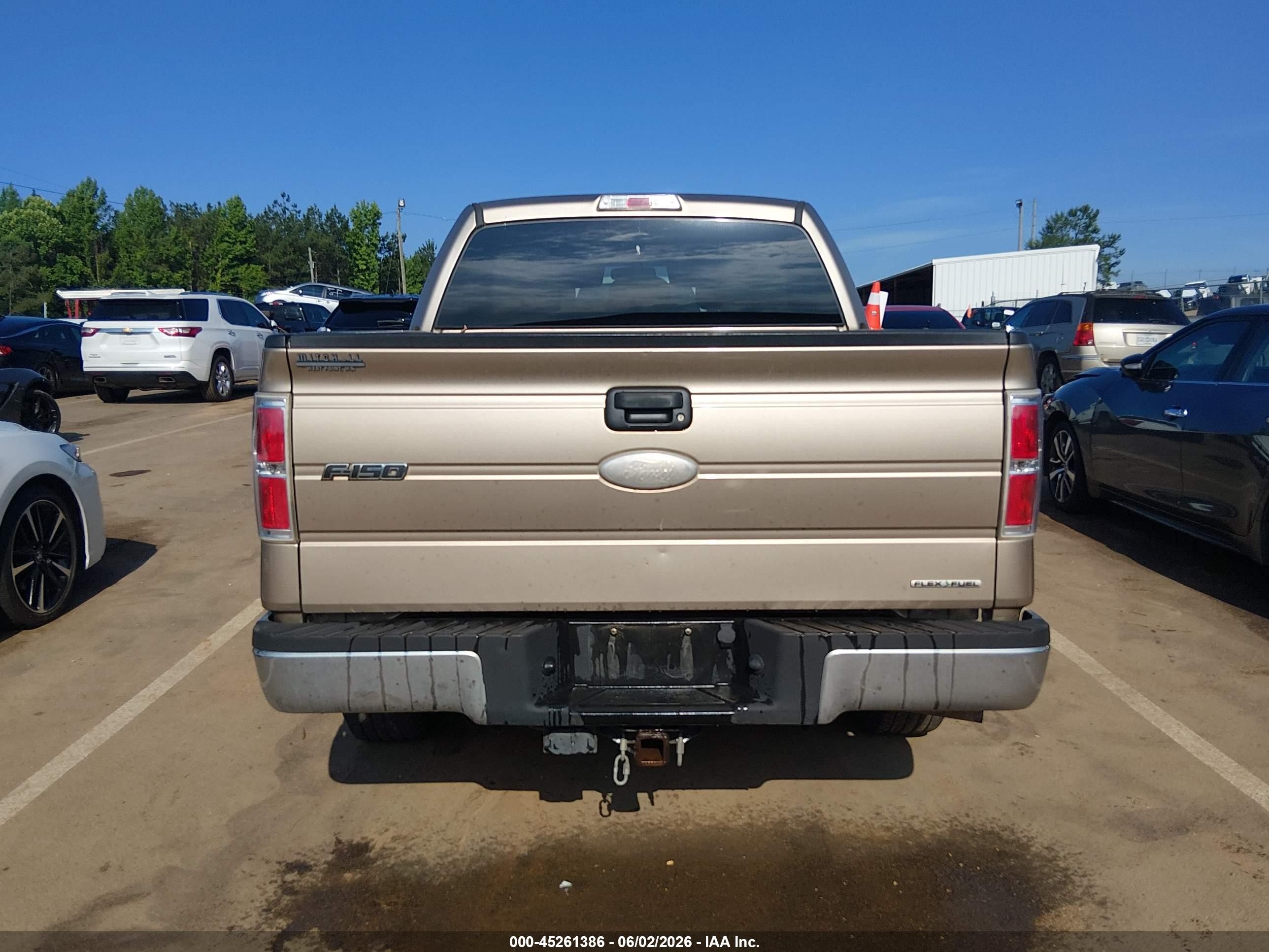 2011 Ford F-150 Xlt Tan vin: 1FTFW1CF5BFD35902
