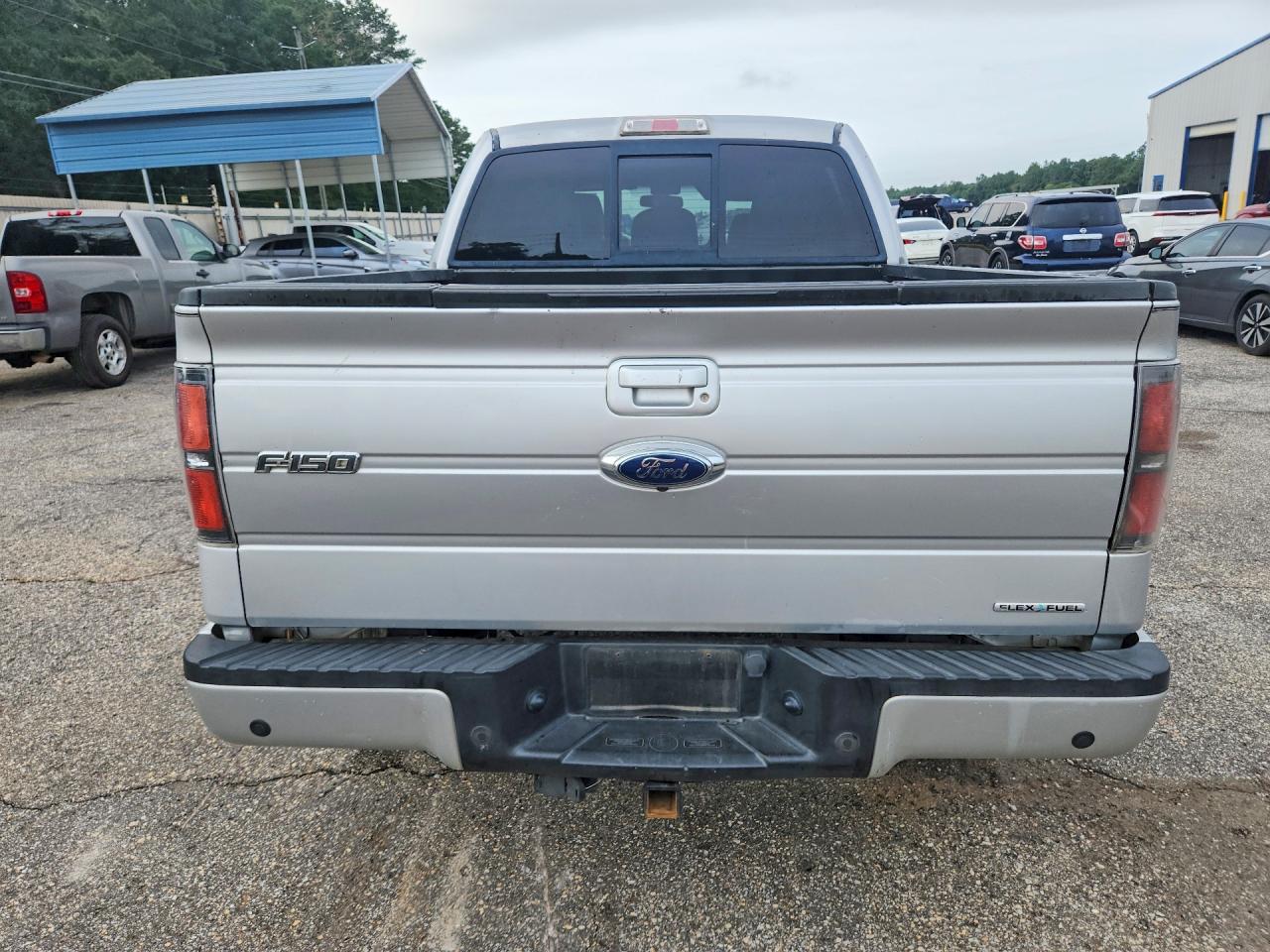 2011 Ford F150 Supercrew Silver vin: 1FTFW1CF5BKD40590