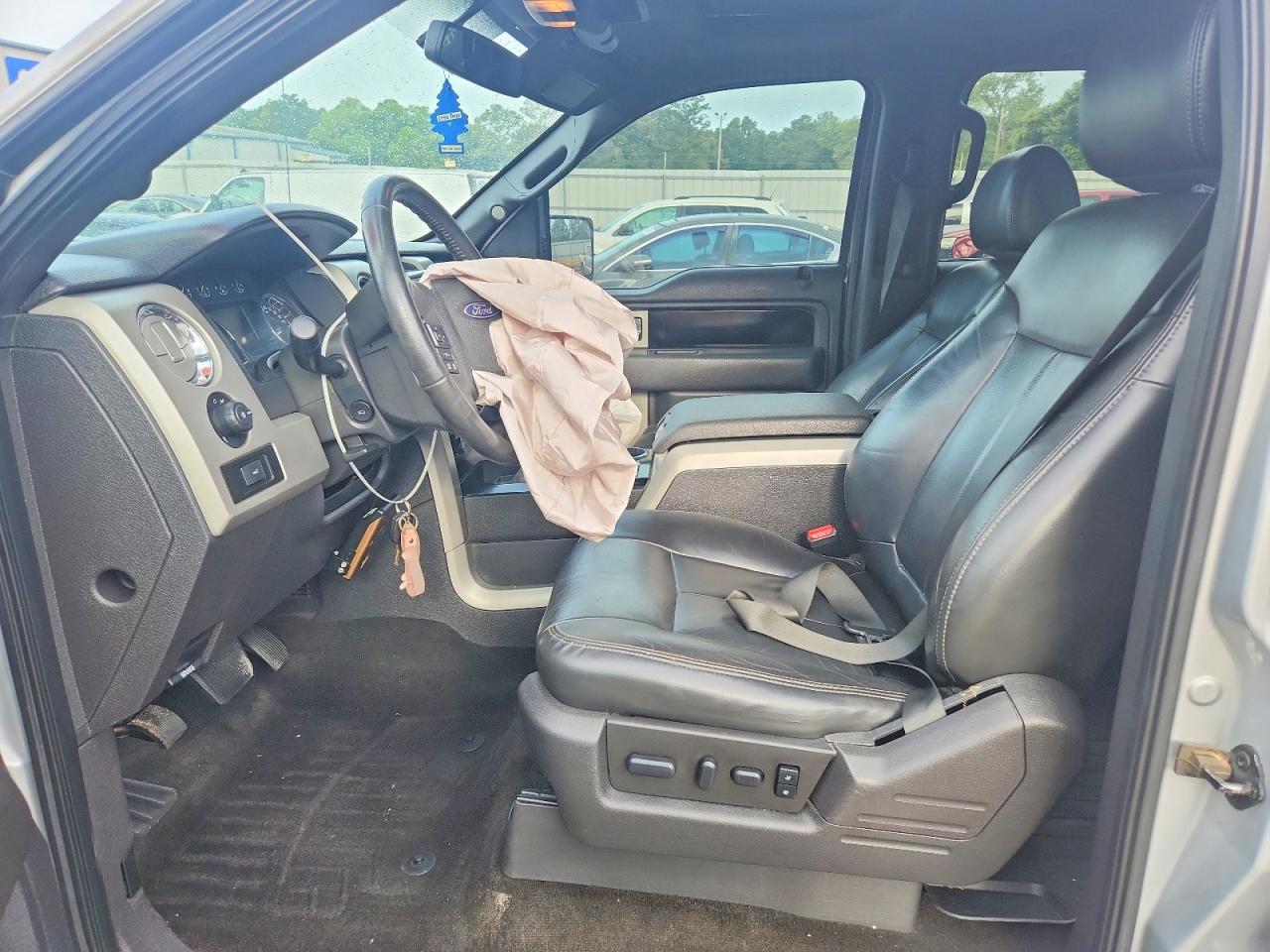2011 Ford F150 Supercrew Silver vin: 1FTFW1CF5BKD40590