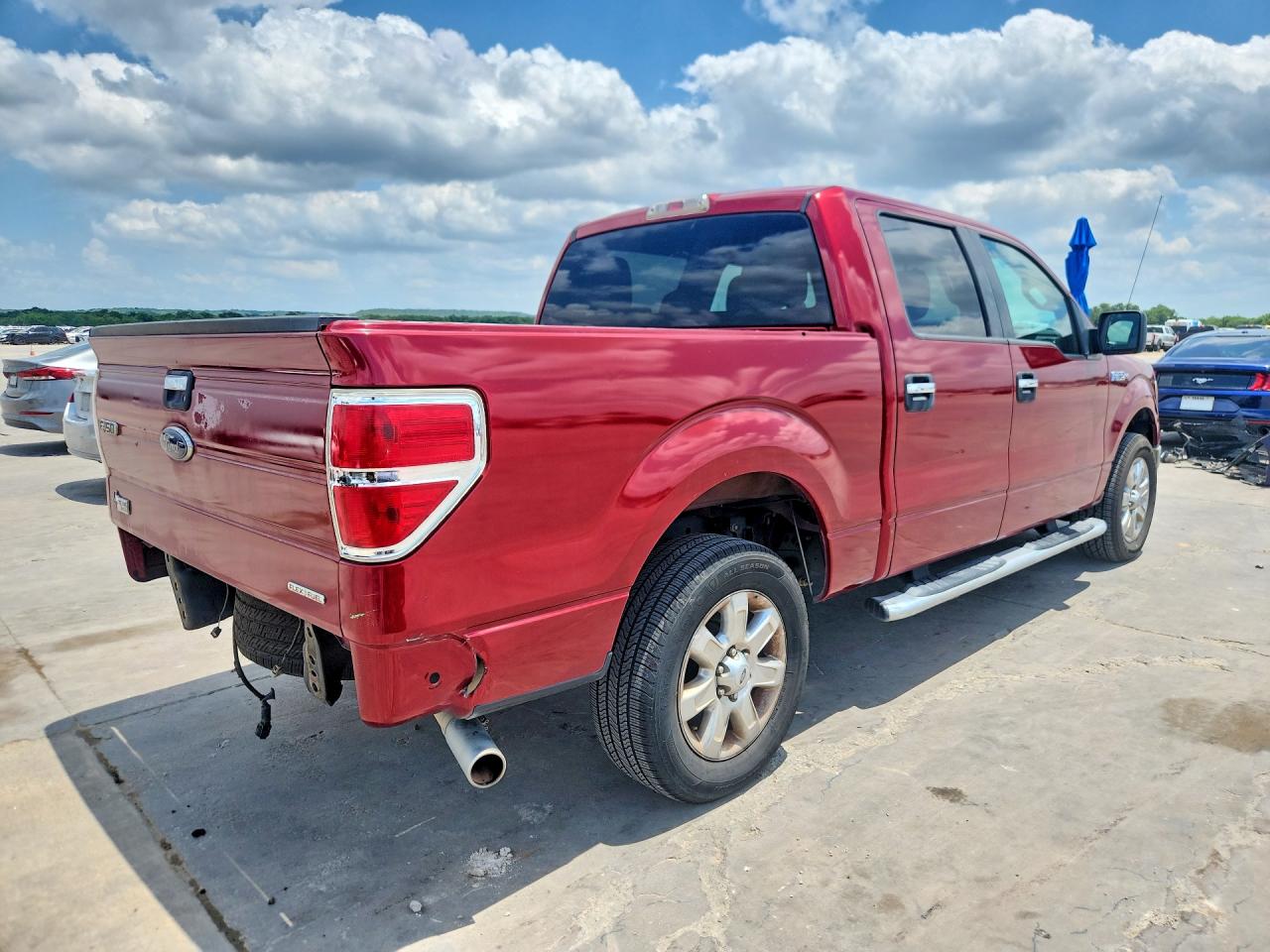 2013 Ford F150 Supercrew Burgundy vin: 1FTFW1CF5DKF04004