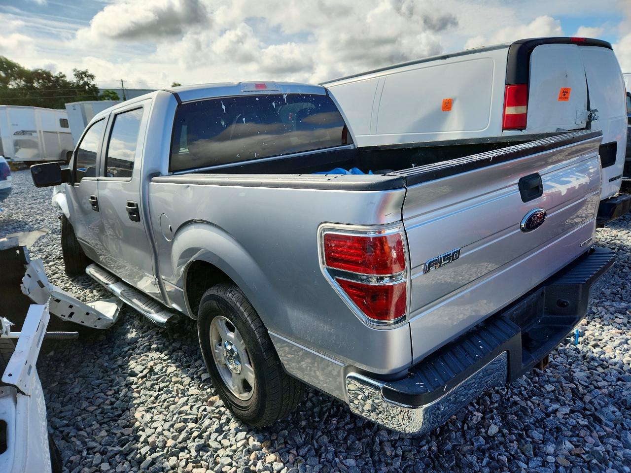 2014 Ford F150 Silver vin: 1FTFW1CF5EFB57218