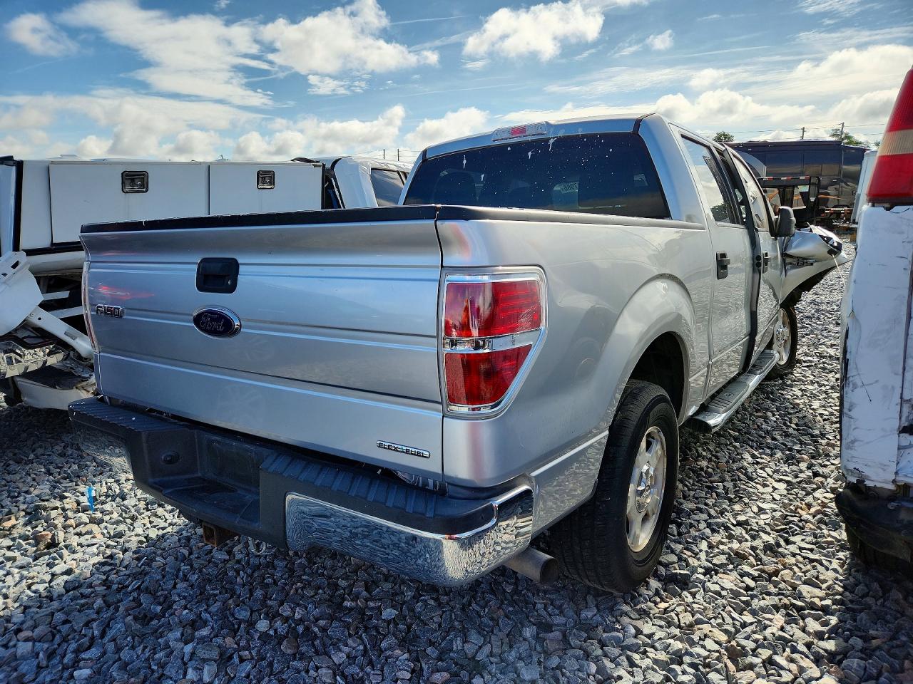 2014 Ford F150 Silver vin: 1FTFW1CF5EFB57218