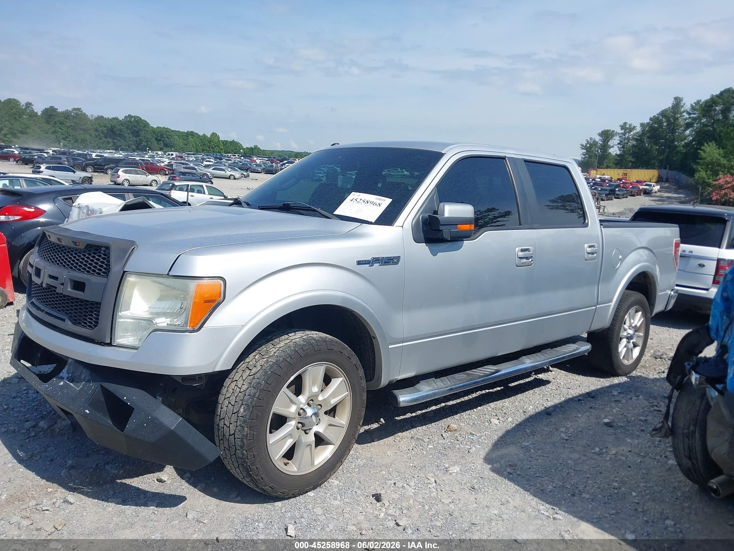 2011 Ford F-150 Lariat Silver vin: 1FTFW1CF6BFA30733