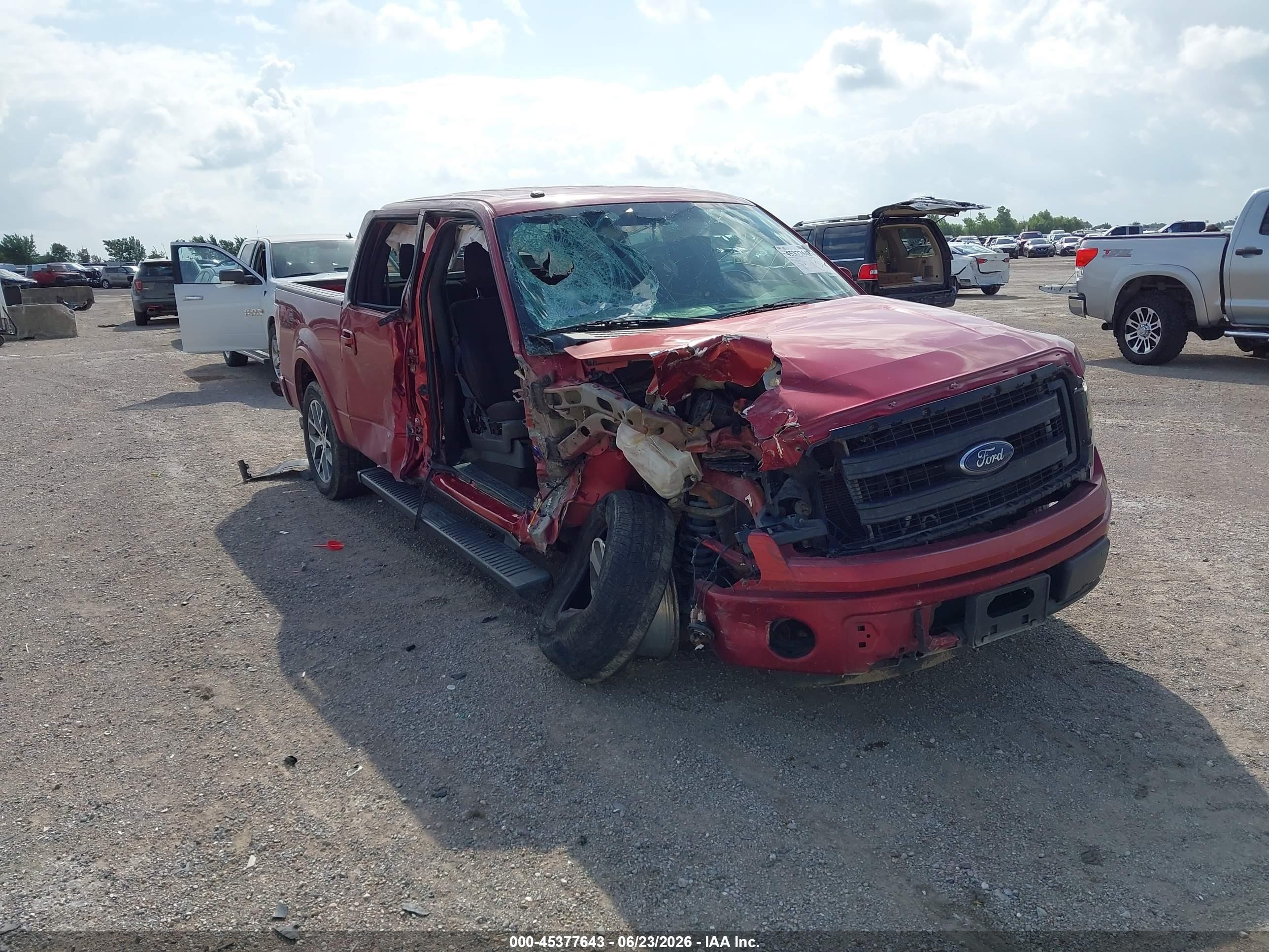 2013 Ford F-150 Fx2 Red vin: 1FTFW1CF6DFD67907