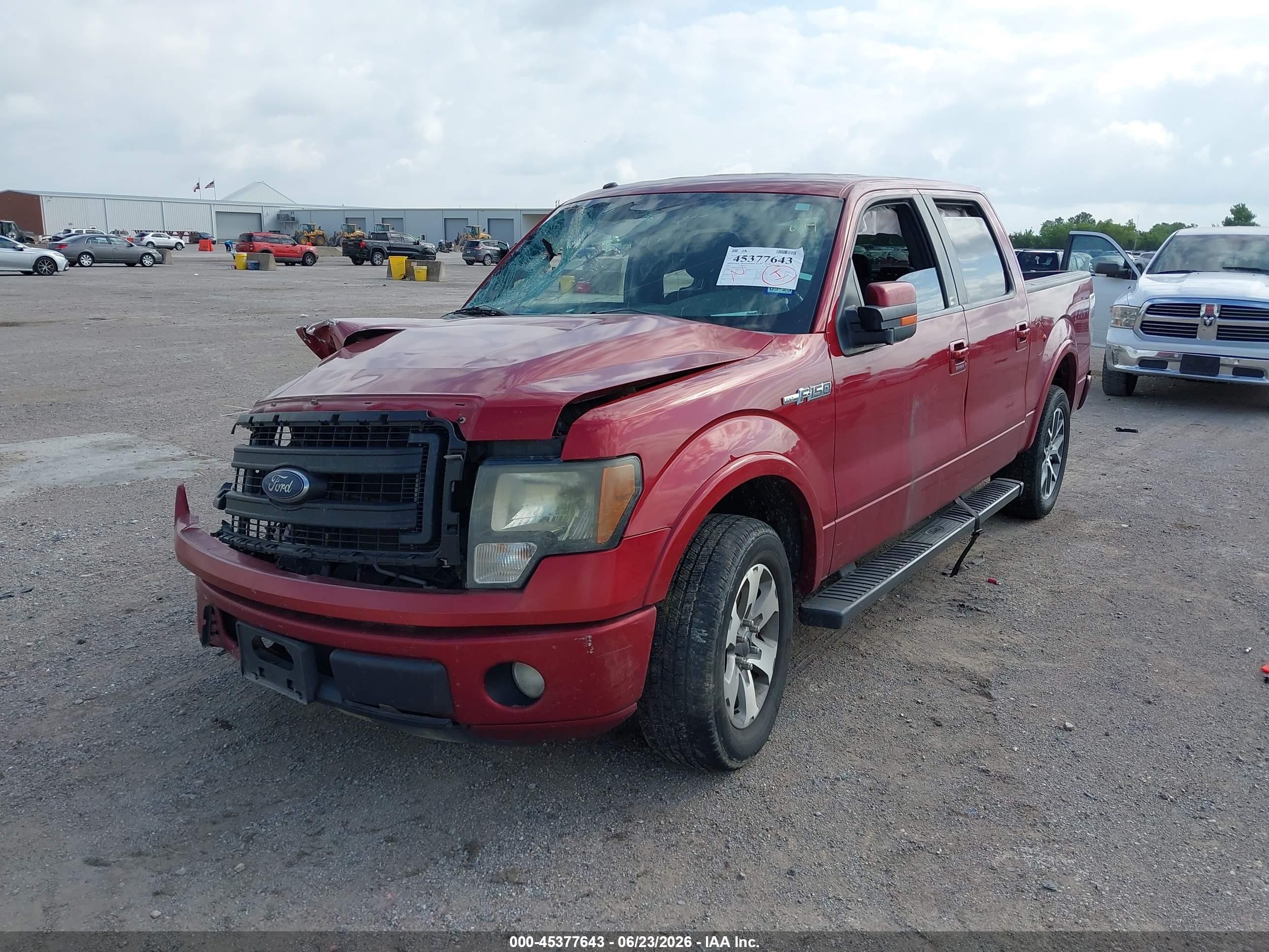 2013 Ford F-150 Fx2 Red vin: 1FTFW1CF6DFD67907