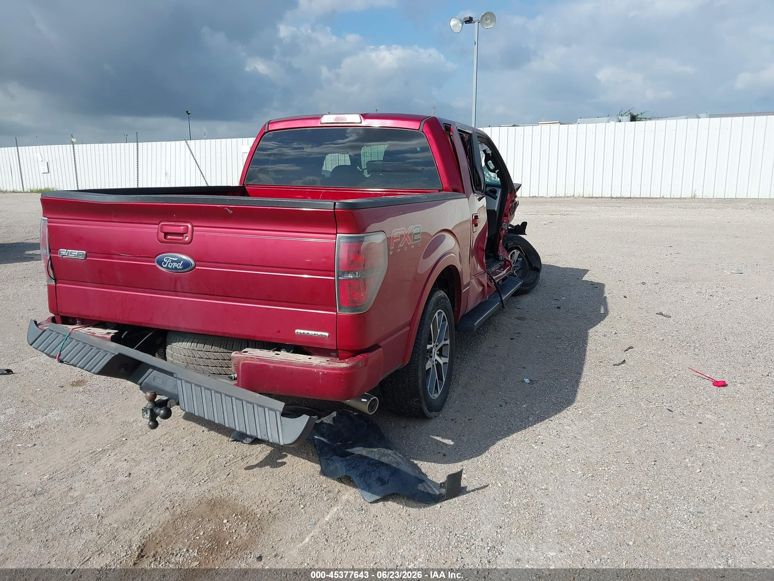 2013 Ford F-150 Fx2 Red vin: 1FTFW1CF6DFD67907