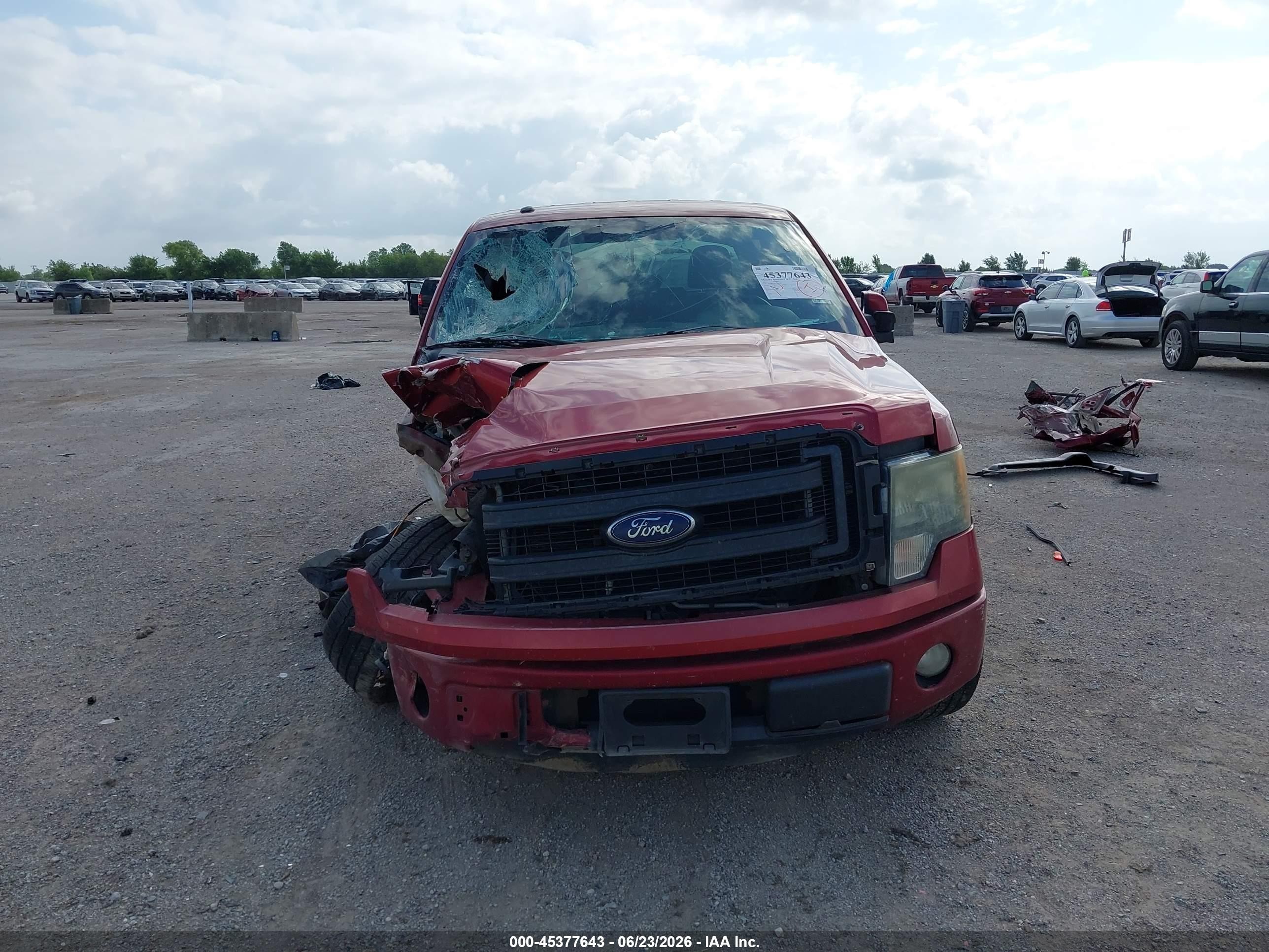 2013 Ford F-150 Fx2 Red vin: 1FTFW1CF6DFD67907
