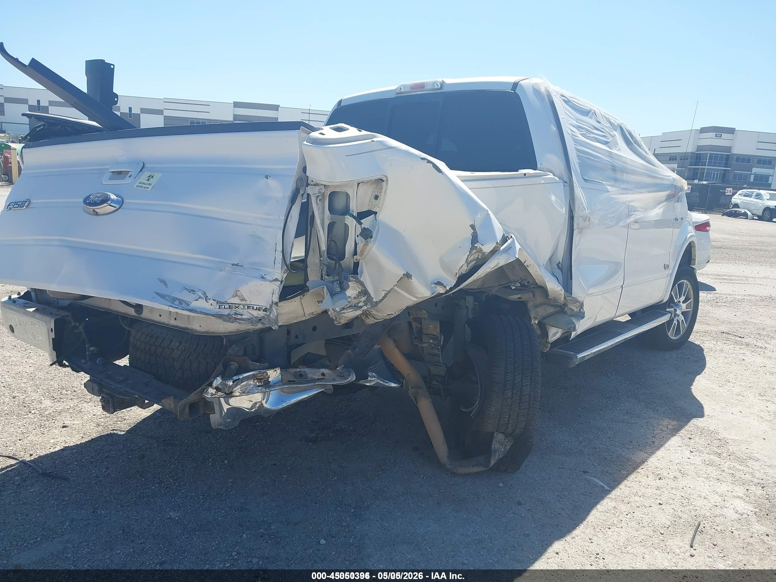 2014 Ford F-150 Lariat White vin: 1FTFW1CF6EKE30769