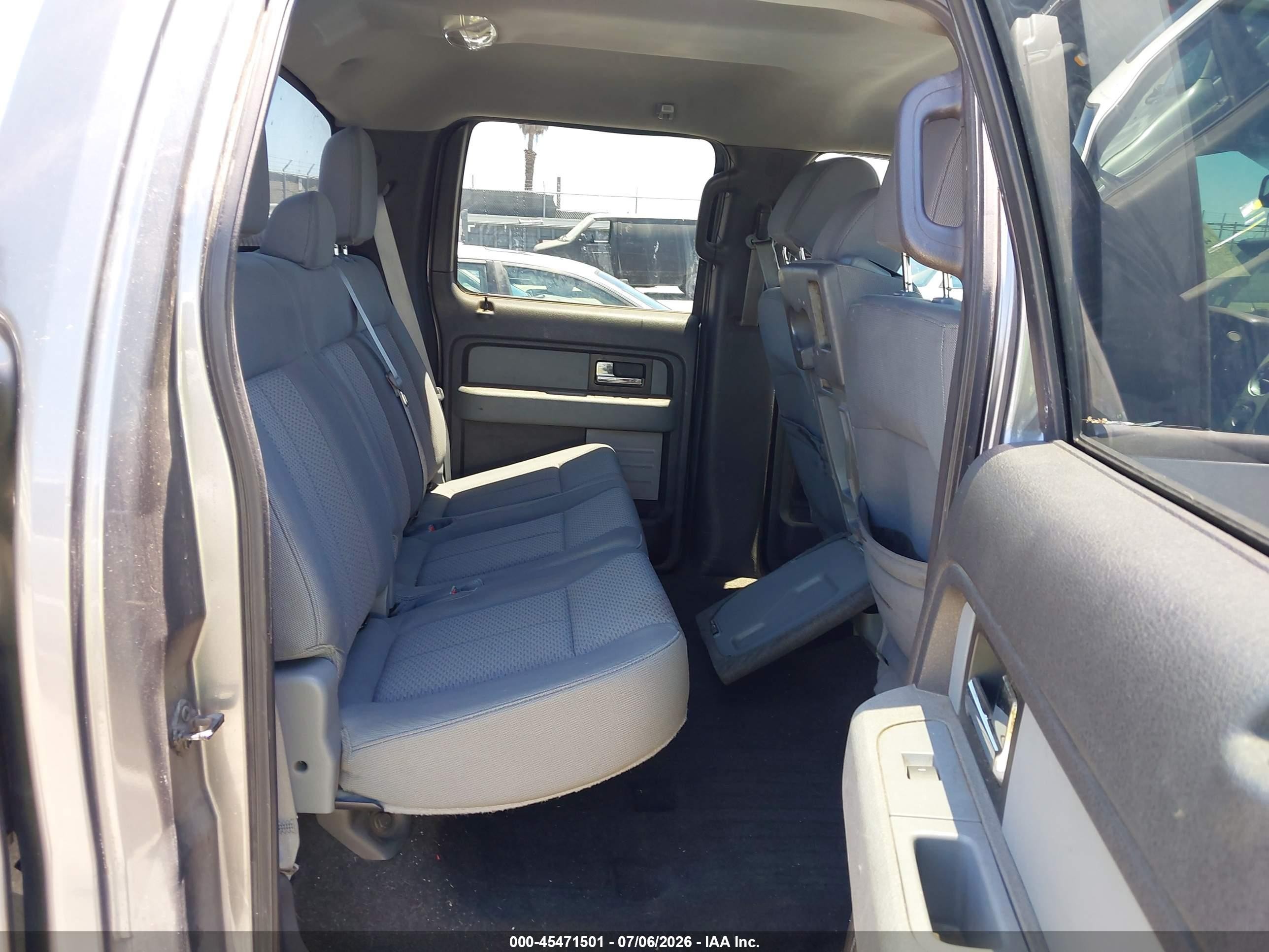 2014 Ford F-150 Xlt Серый vin: 1FTFW1CF6EKE91524