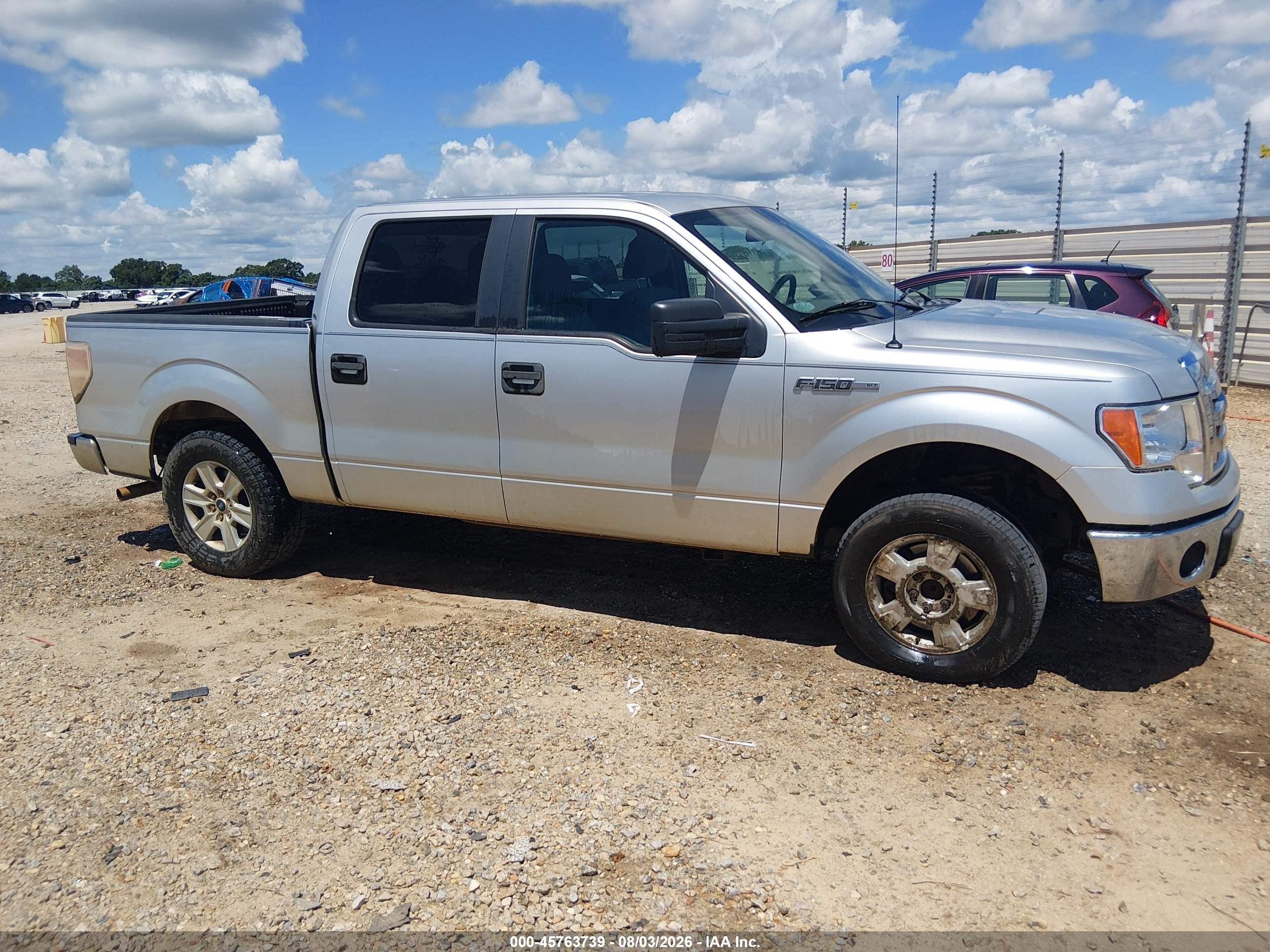 2011 Ford F-150 Xlt Silver vin: 1FTFW1CF7BFB58446