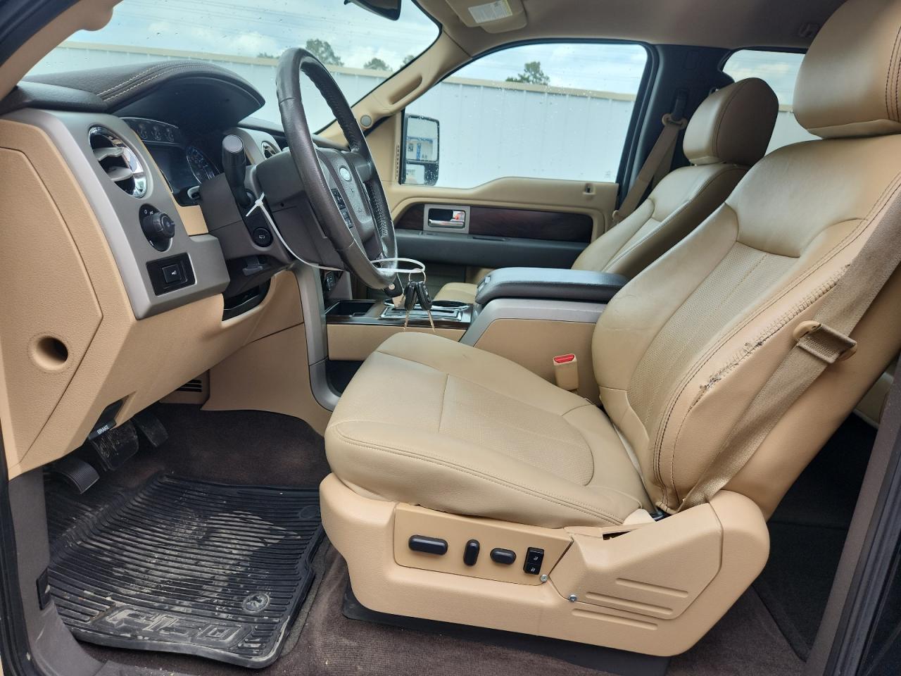 2012 Ford F150 Supercrew Black vin: 1FTFW1CF7CFB08938 Damage: Left Front Seat Bolster, Worn, Replacement Required
