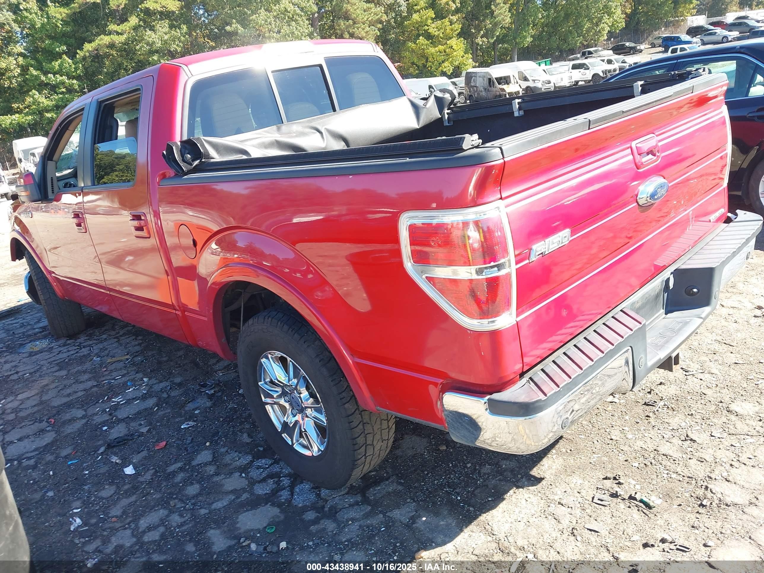 2012 Ford F-150 Lariat Red vin: 1FTFW1CF7CFB79301