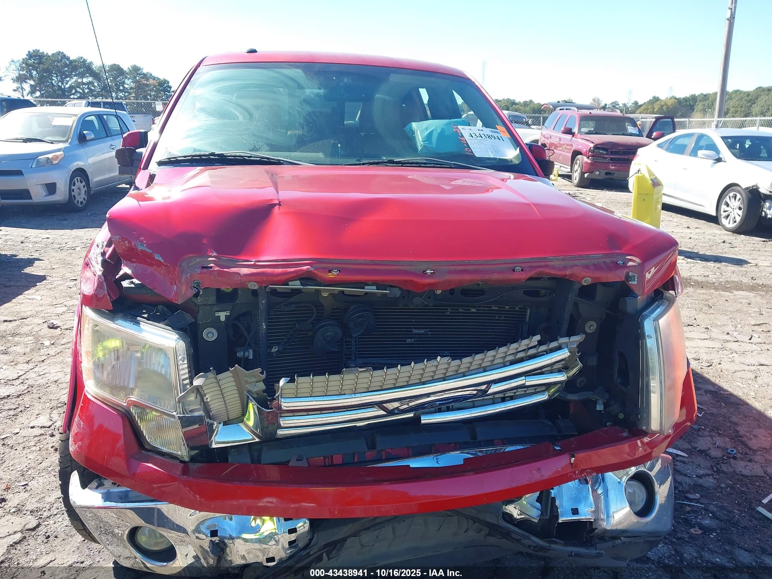 2012 Ford F-150 Lariat Red vin: 1FTFW1CF7CFB79301