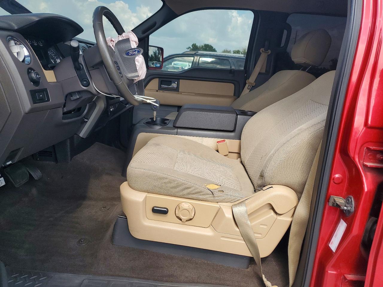 2012 Ford F150 Supercrew Red vin: 1FTFW1CF7CFC88437