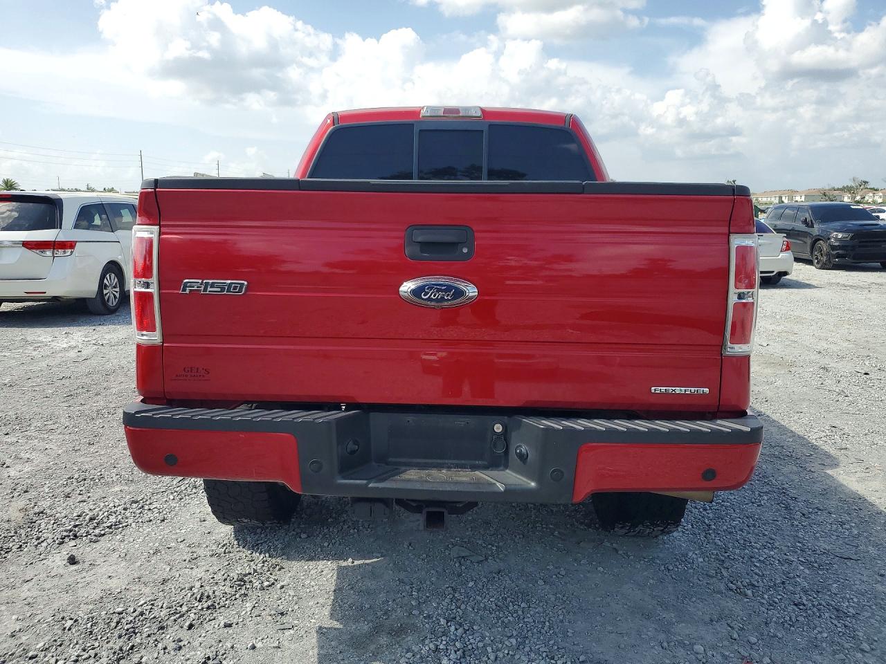 2012 Ford F150 Supercrew Red vin: 1FTFW1CF7CFC88437